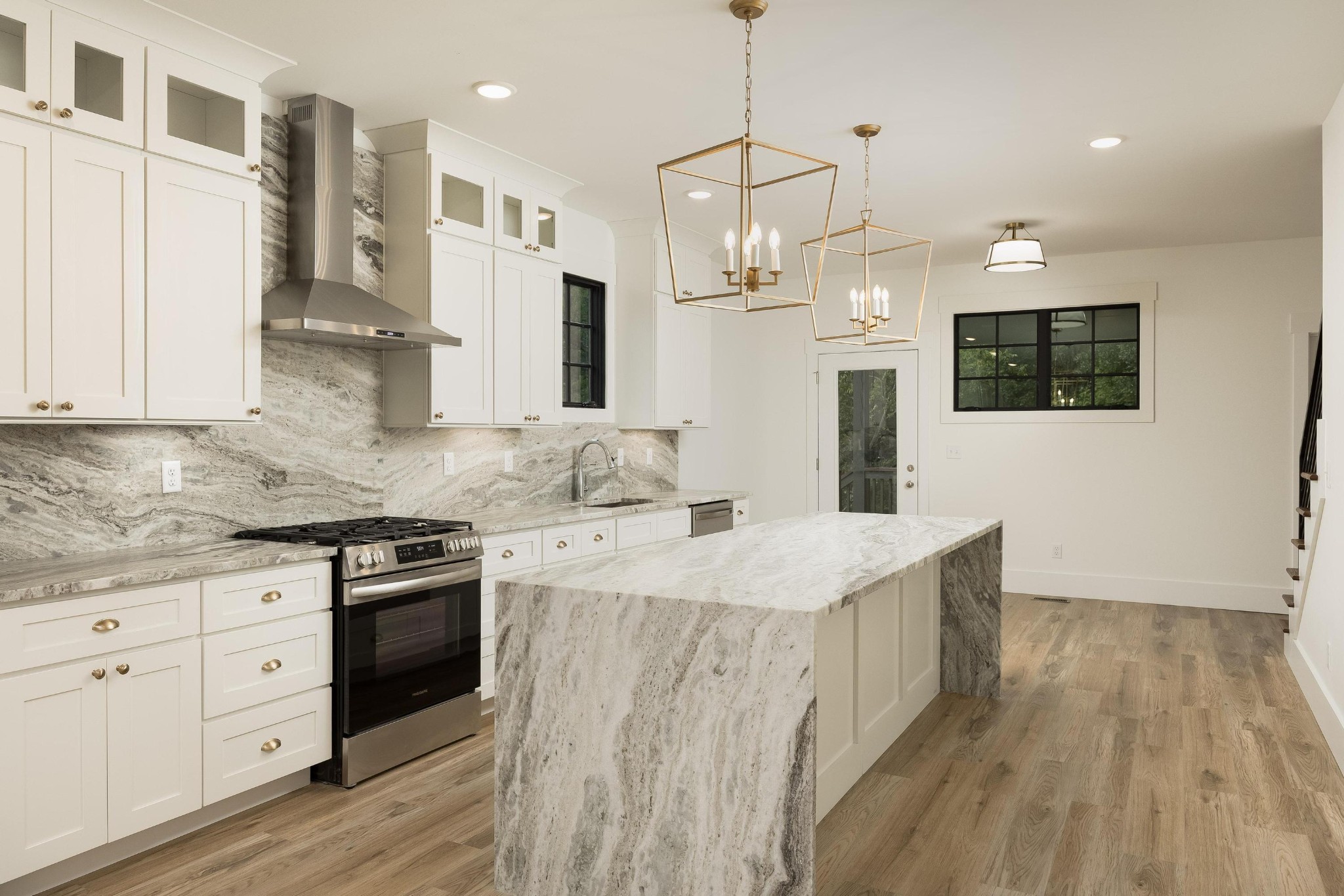 1201 W 46th Street
