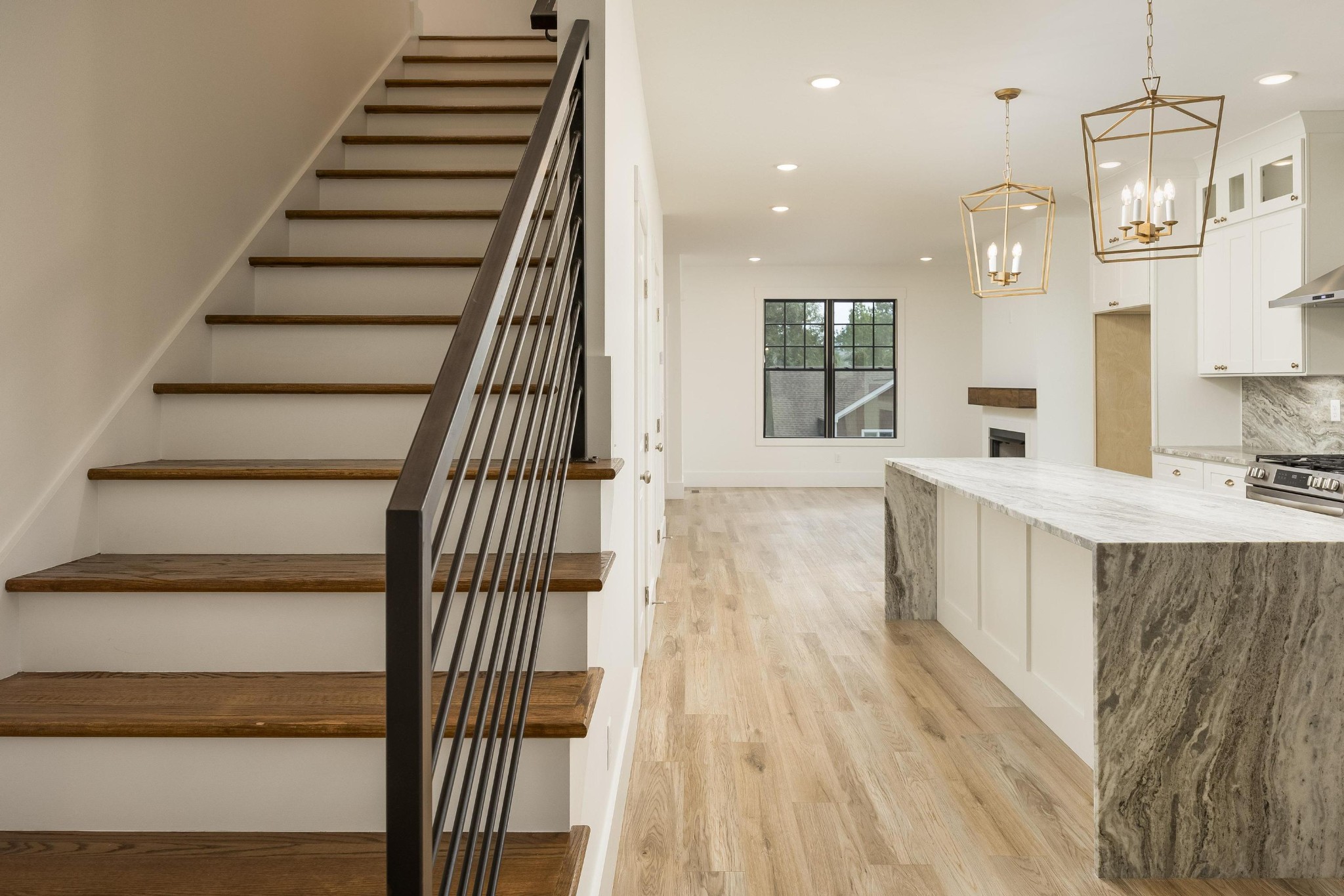 1201 W 46th Street