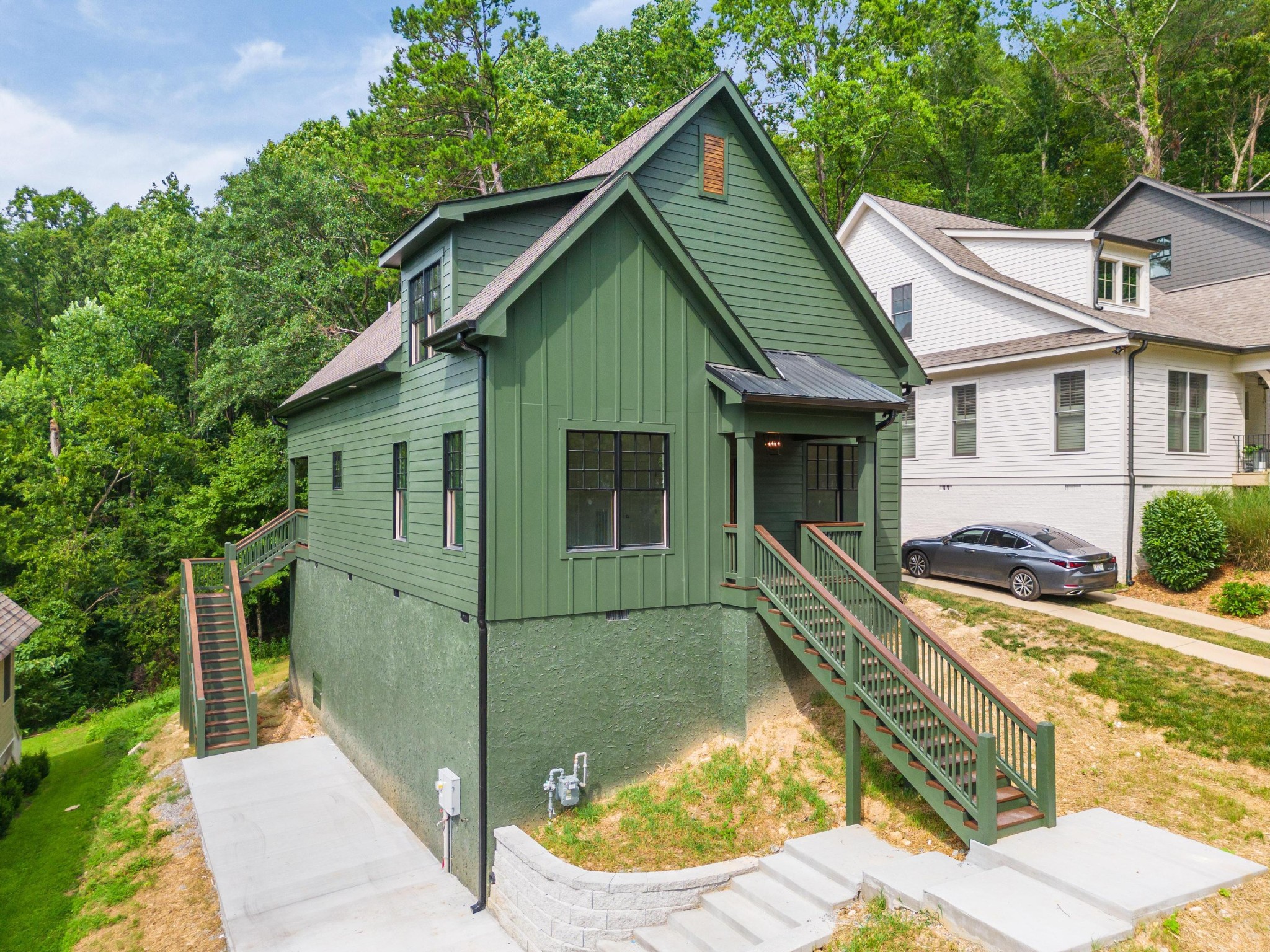 1201 W 46th Street