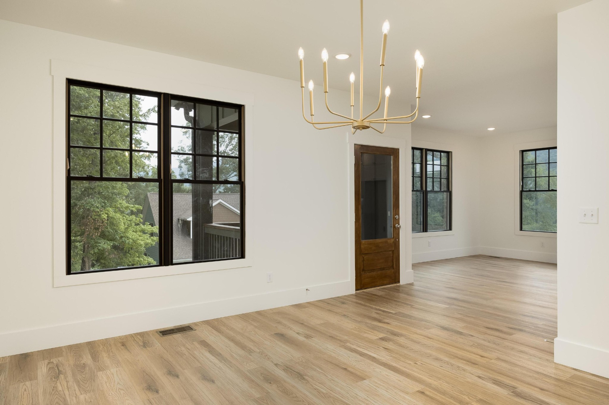 1201 W 46th Street
