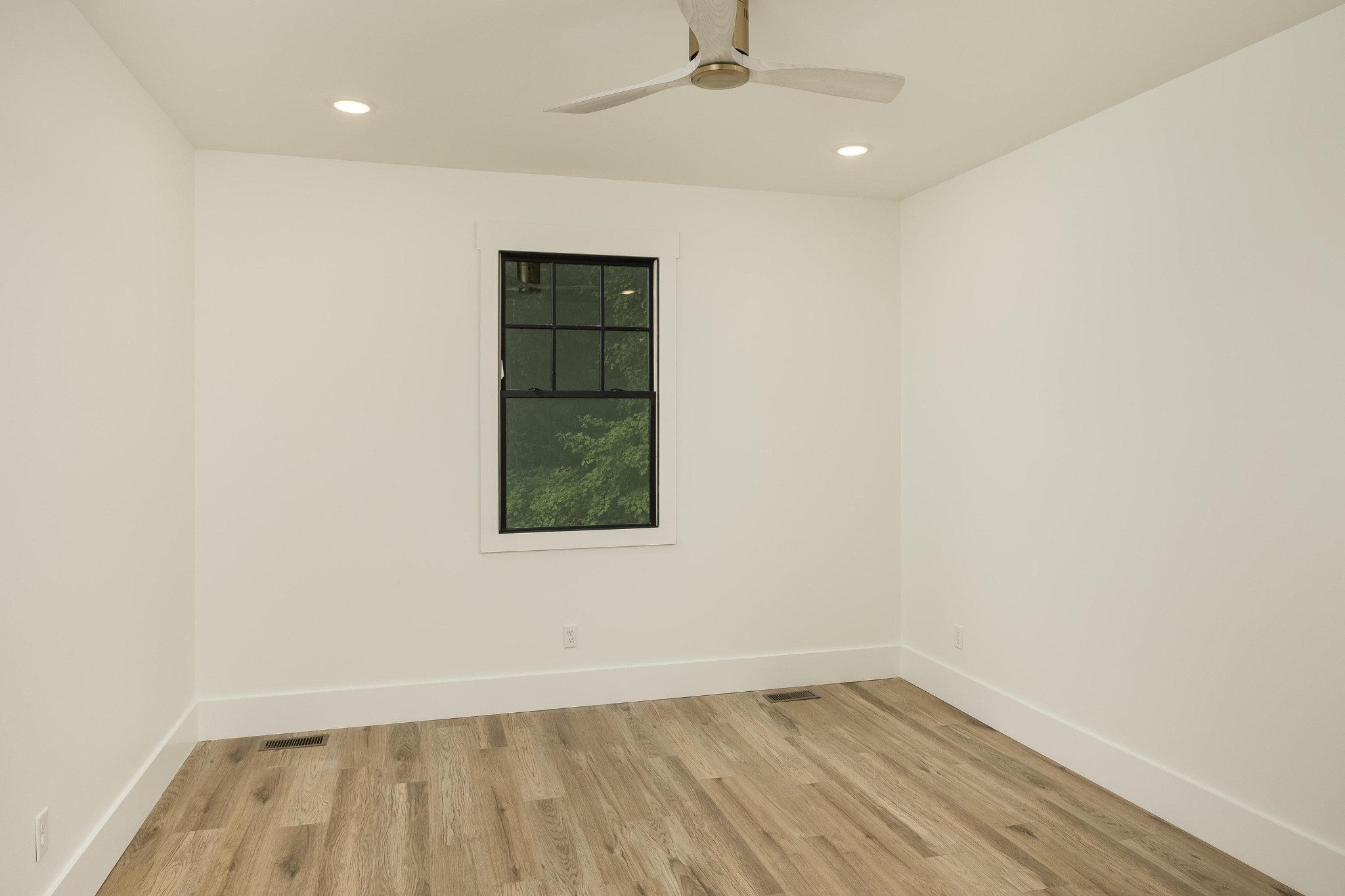1201 W 46th Street