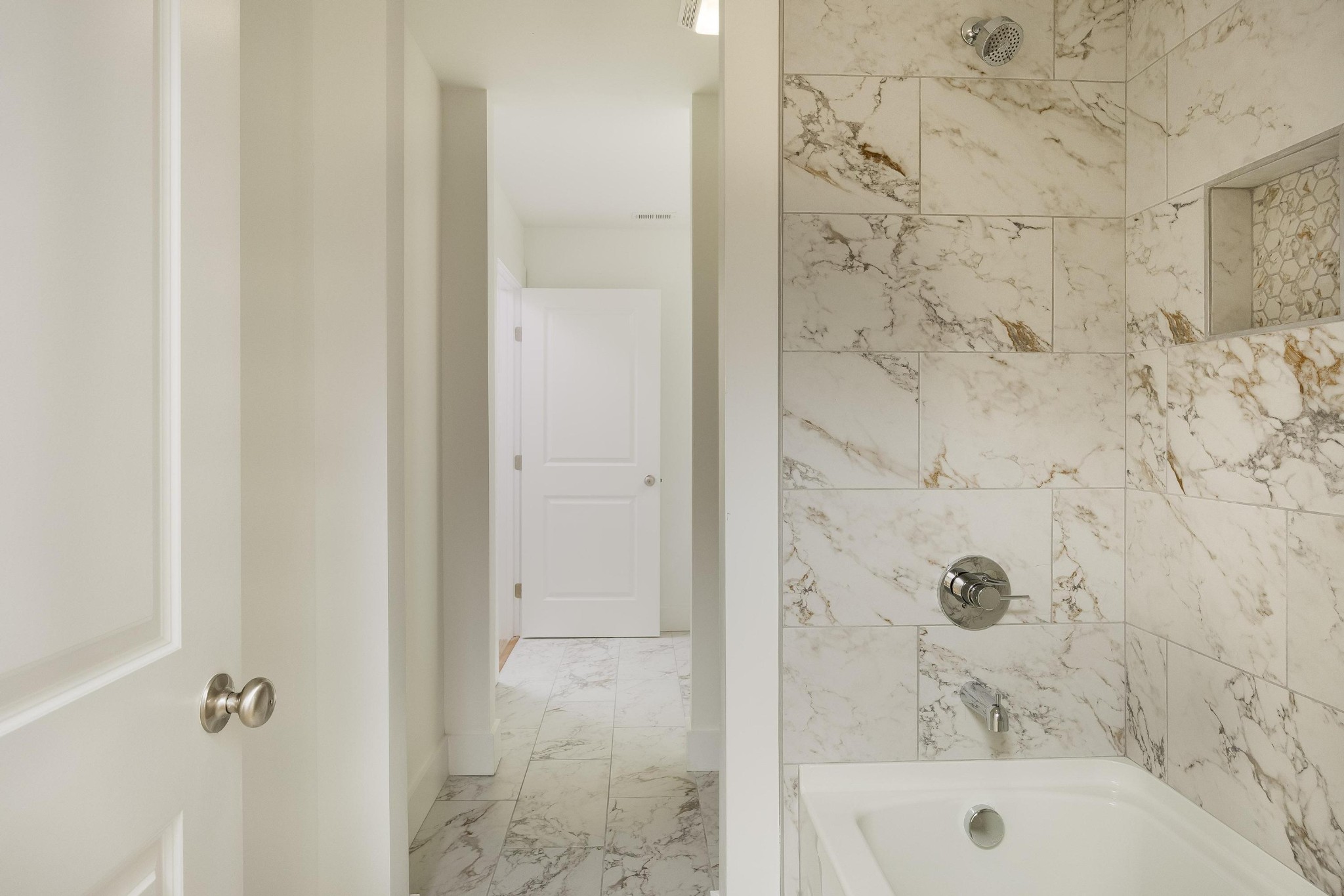 1201 W 46th Street