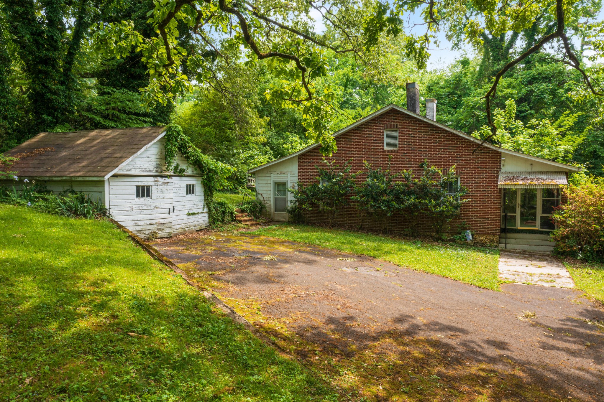 201 Fillauer Lake Rd, NE