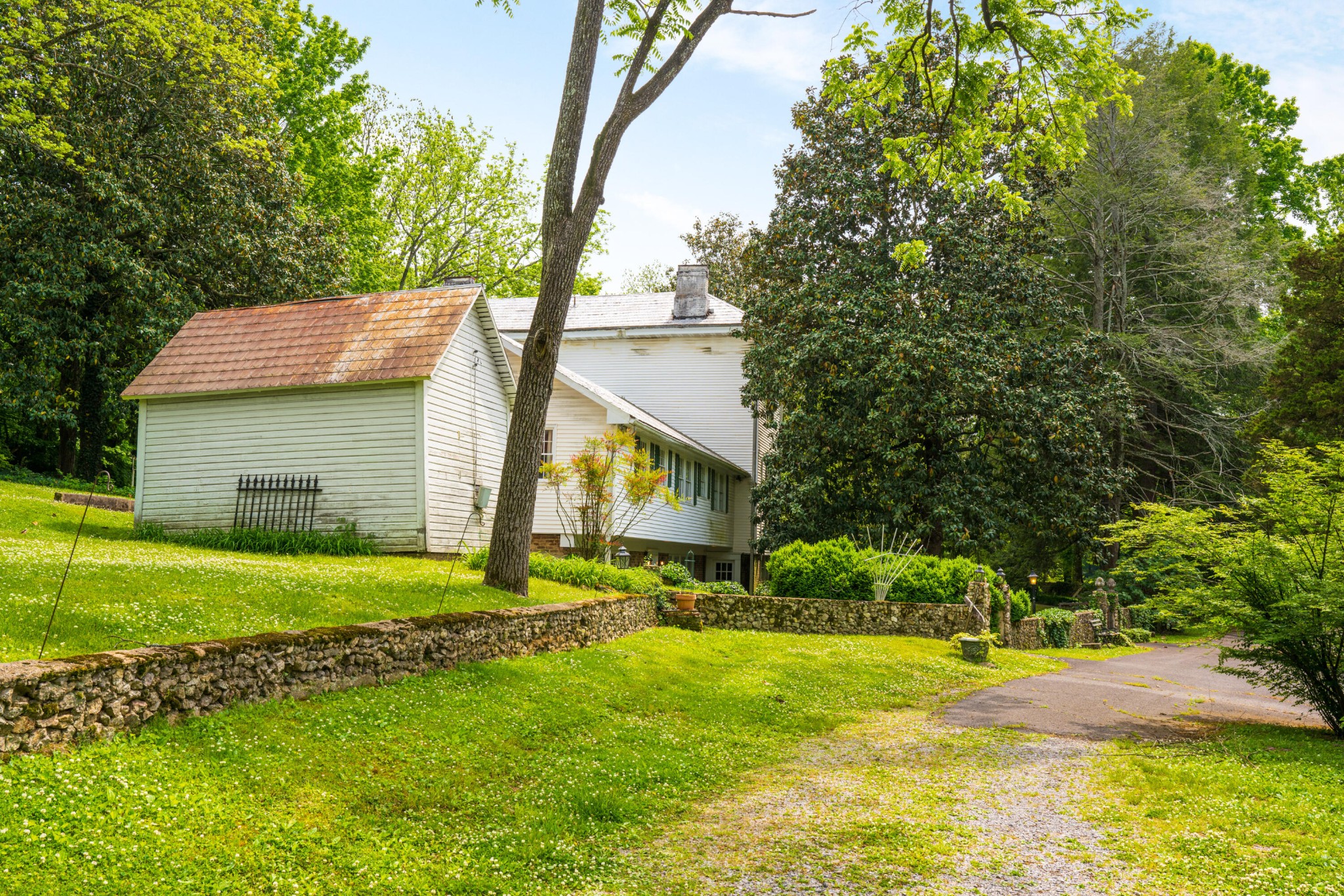 201 Fillauer Lake Rd, NE