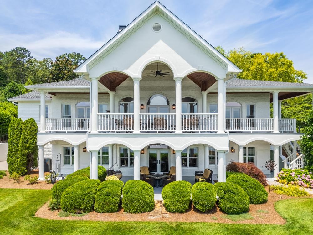 115 Blue Herron Dr