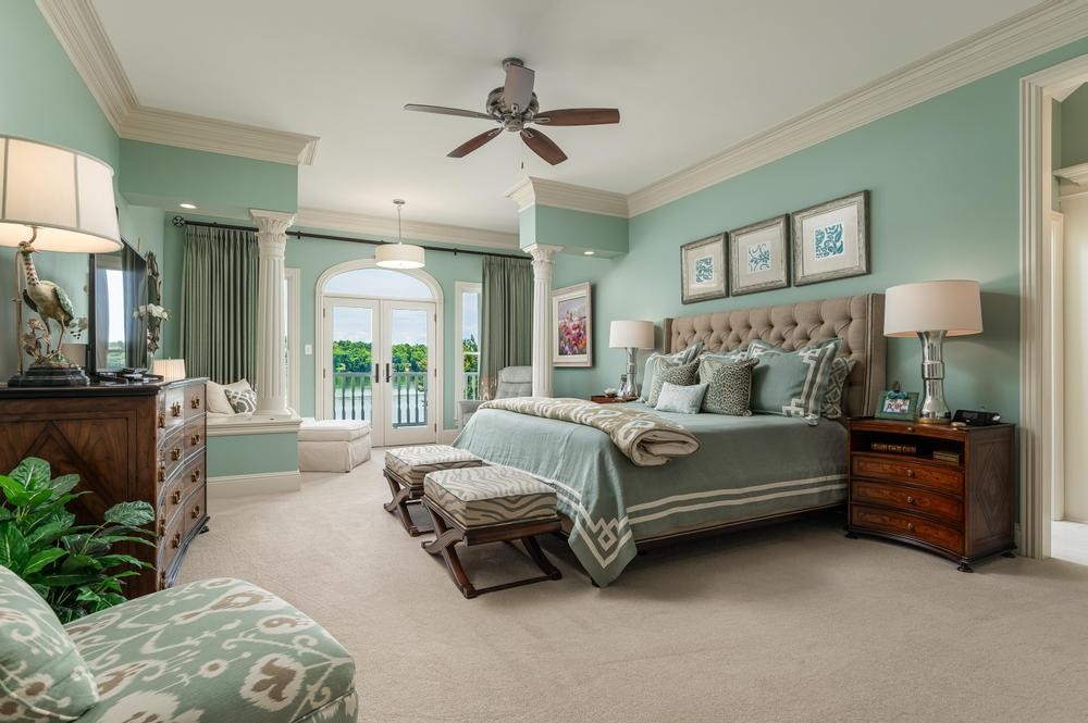 115 Blue Herron Dr
