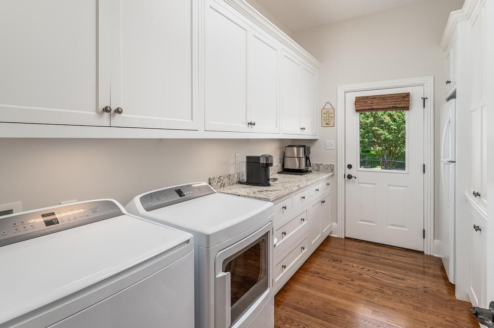 115 Blue Herron Dr