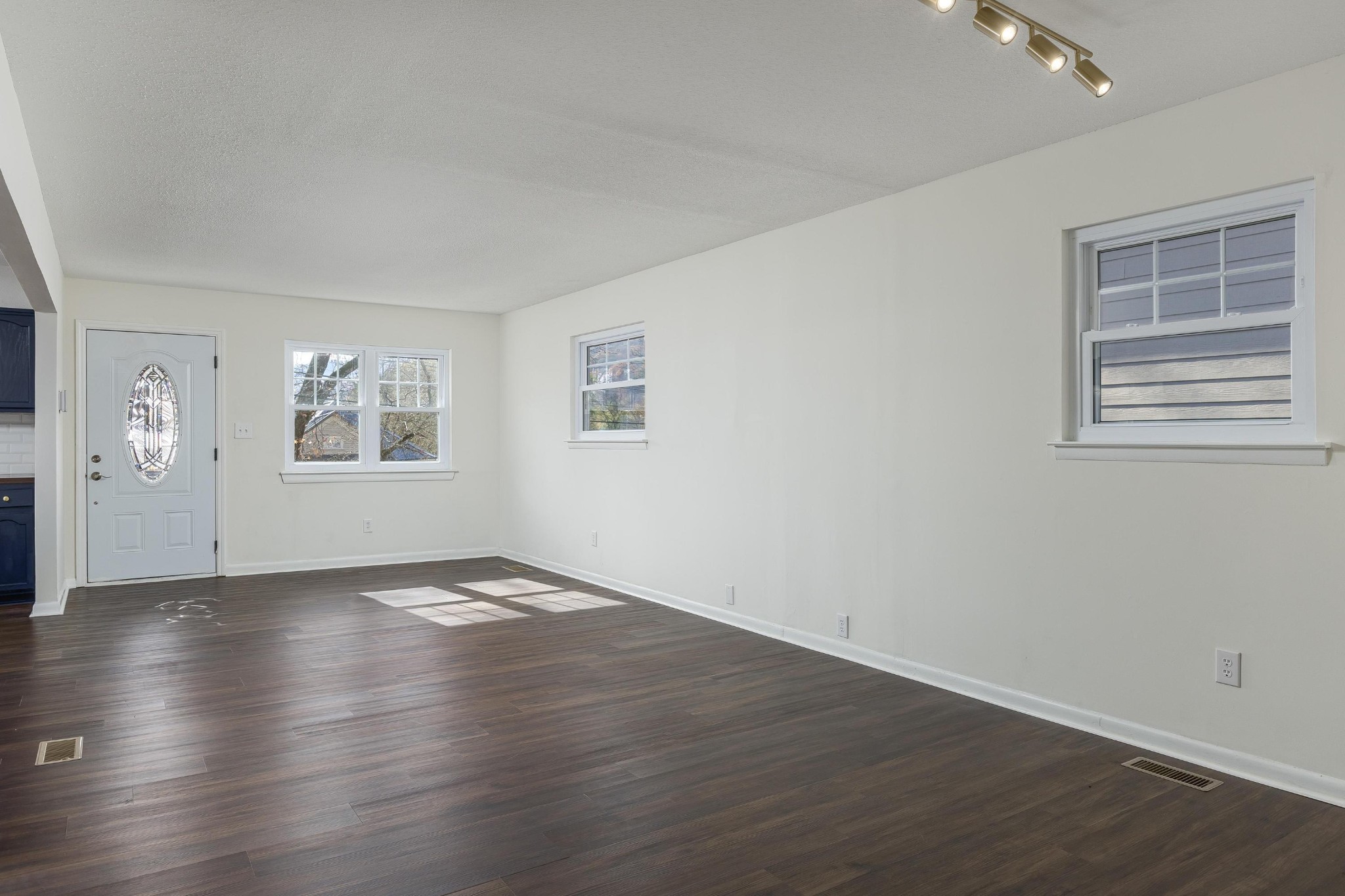 1313 W 46th Street