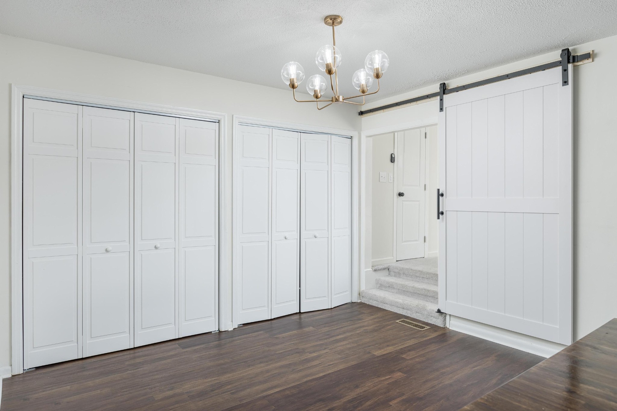 1313 W 46th Street
