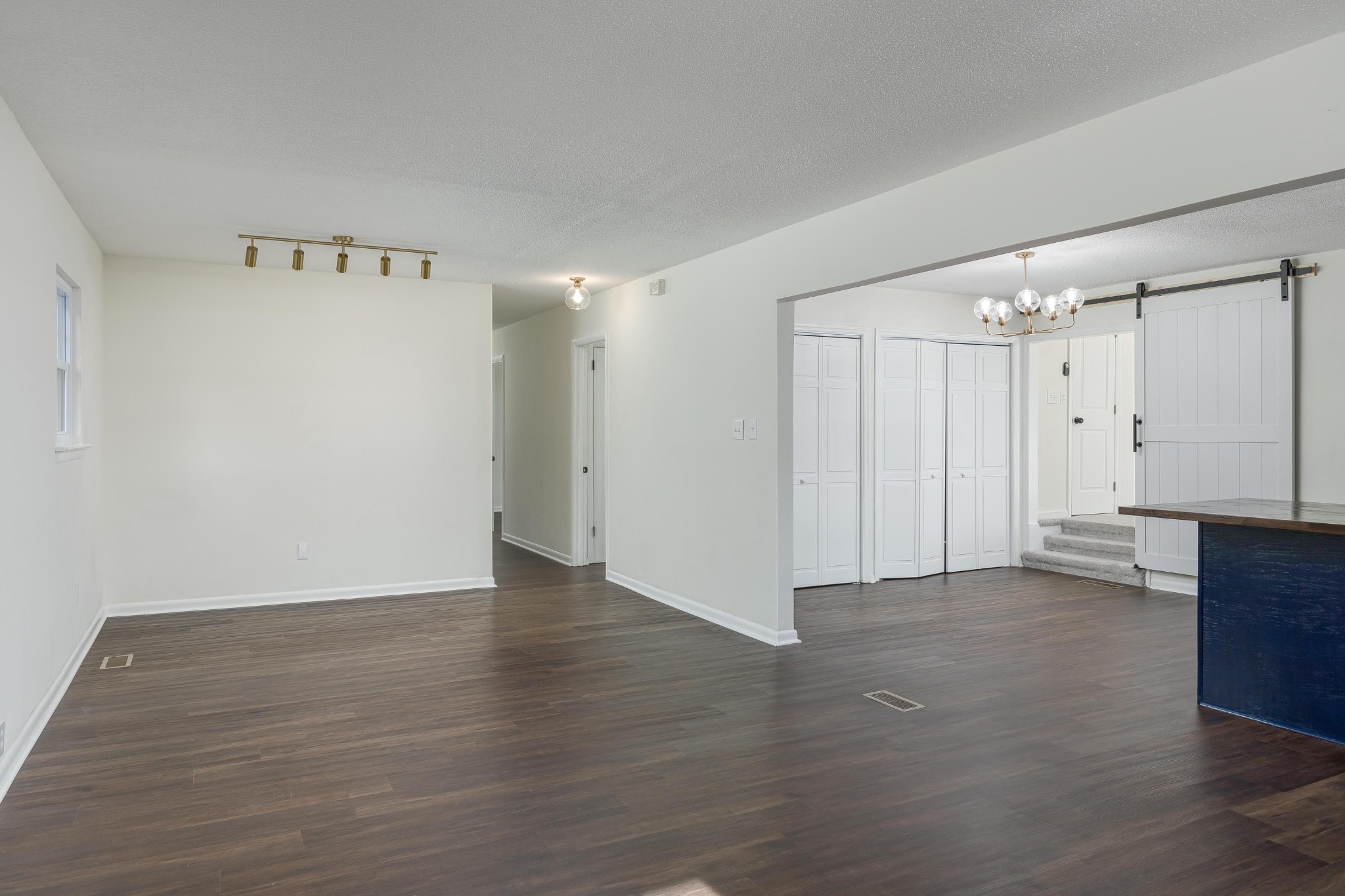 1313 W 46th Street