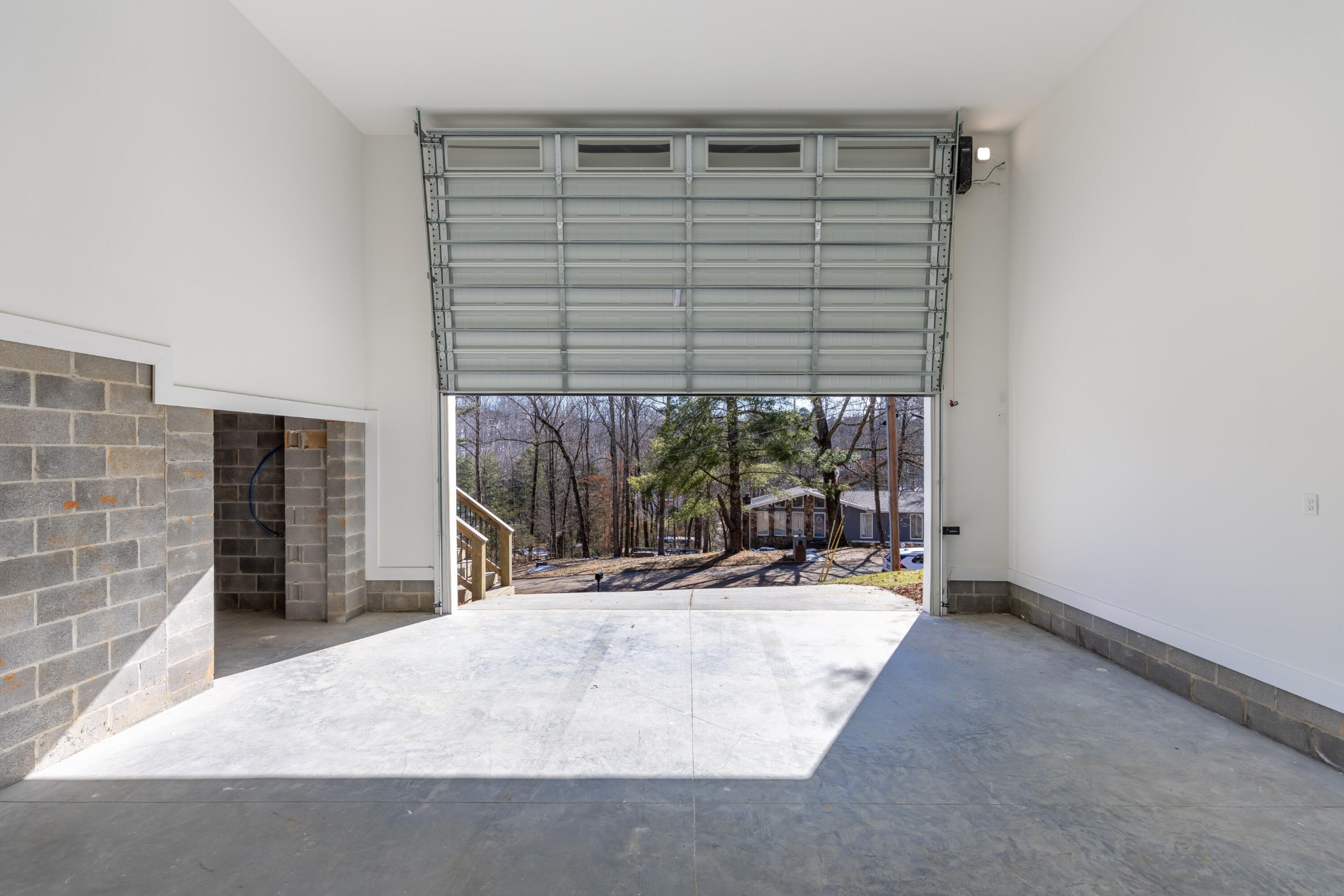 311 Shady Crest Drive