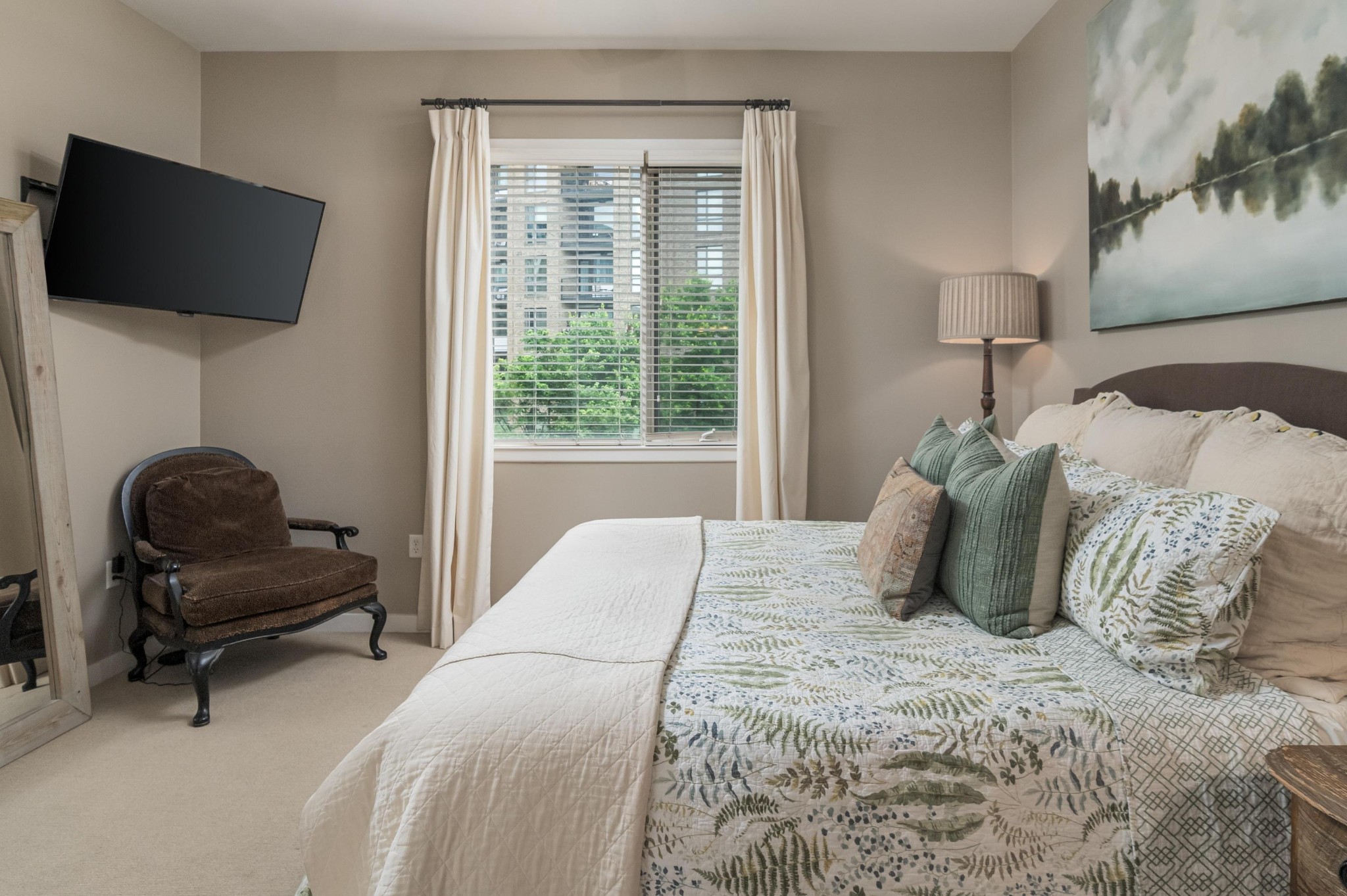 200 Manufacturers Road Unit: Apt 339
