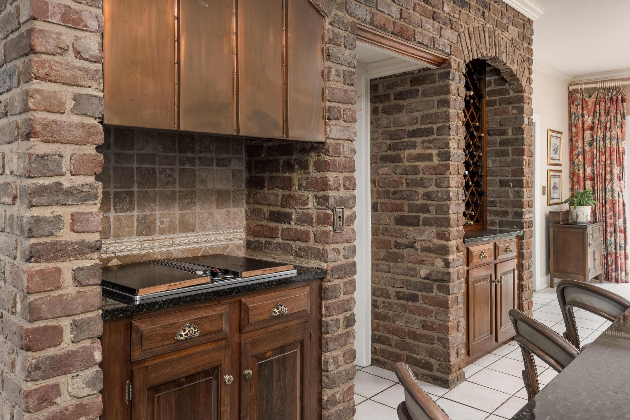 642 Kyle Lane, NW