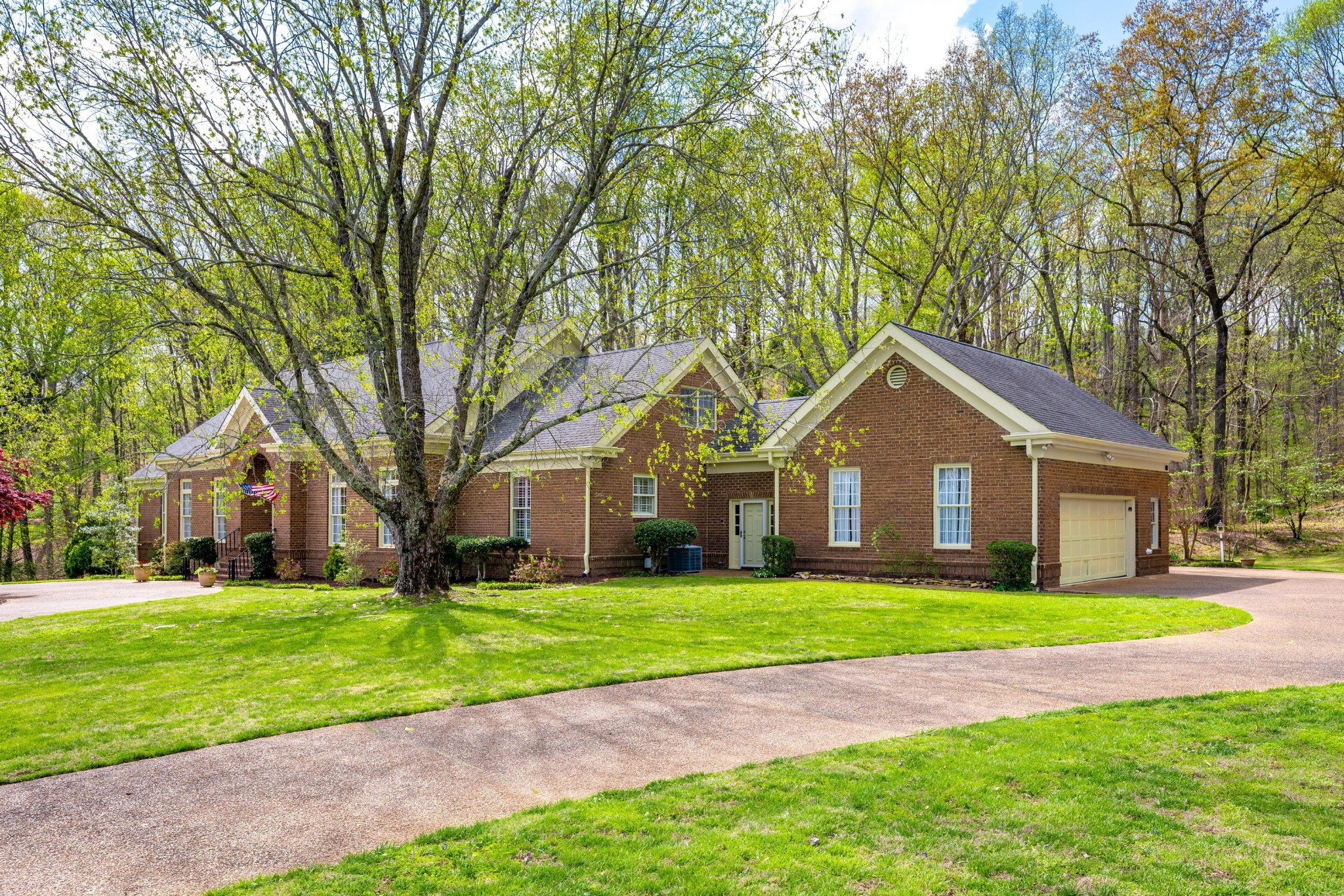 642 Kyle Lane, NW