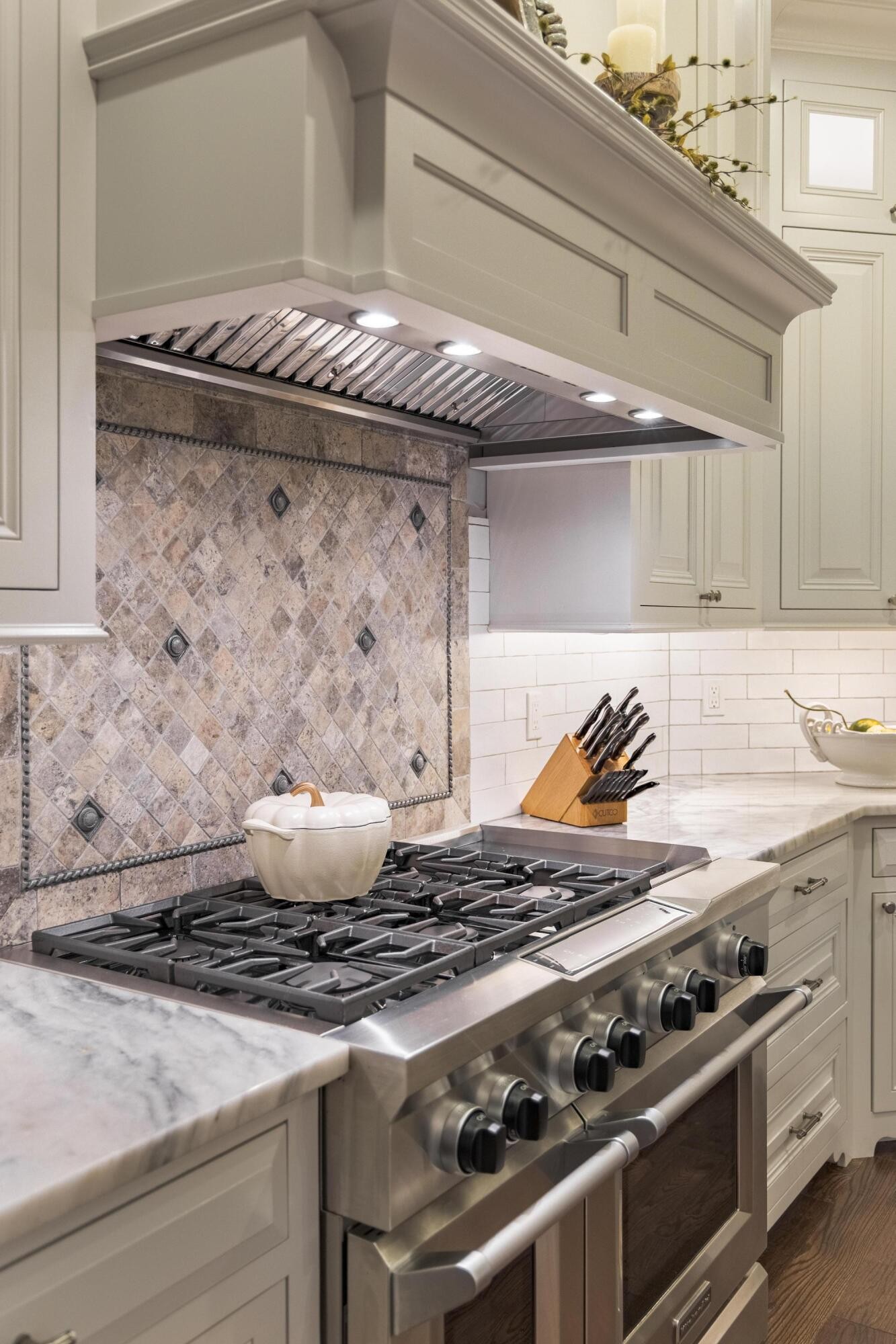 170 Litchfield Lane, NW