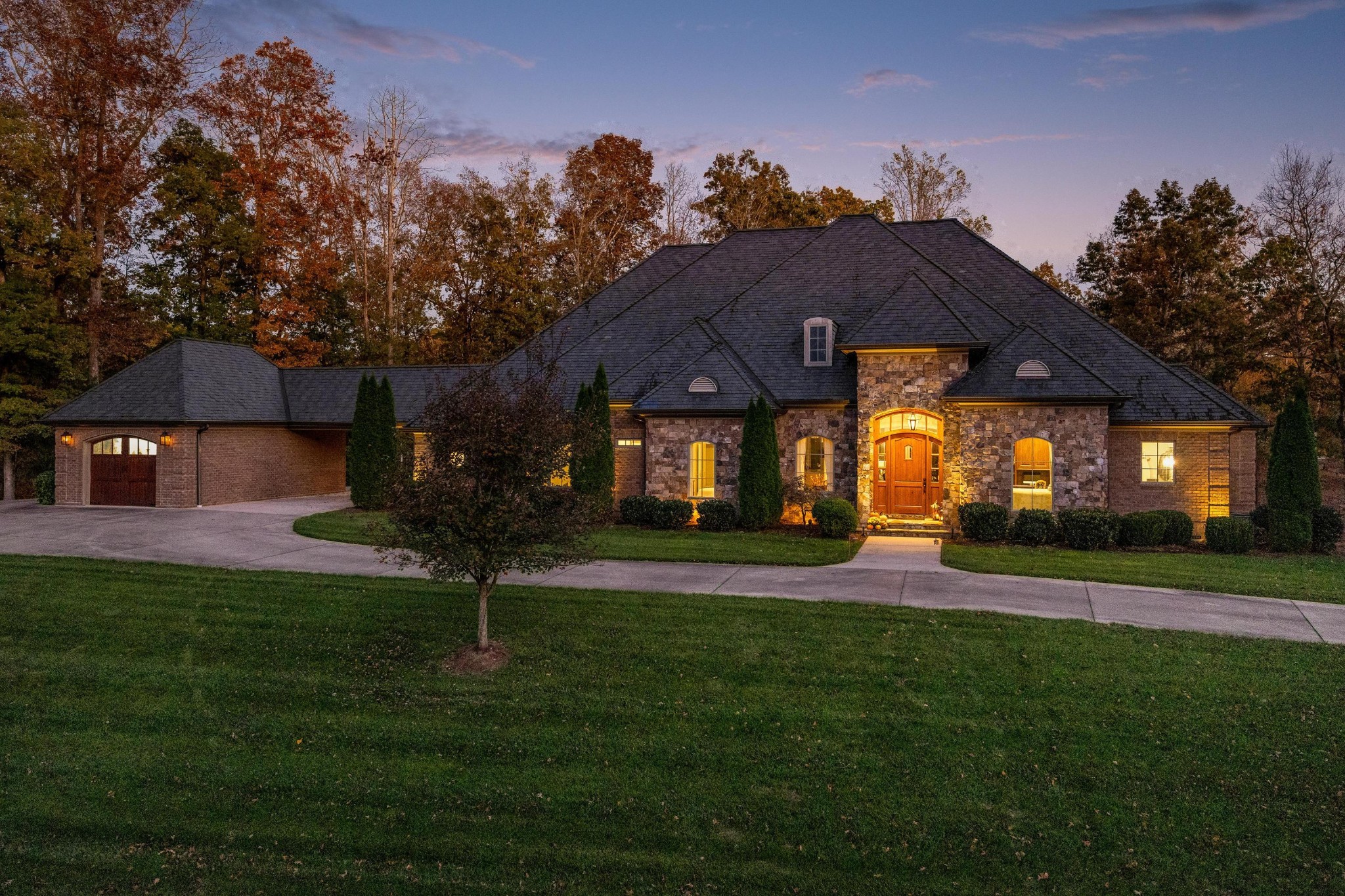 170 Litchfield Lane, NW