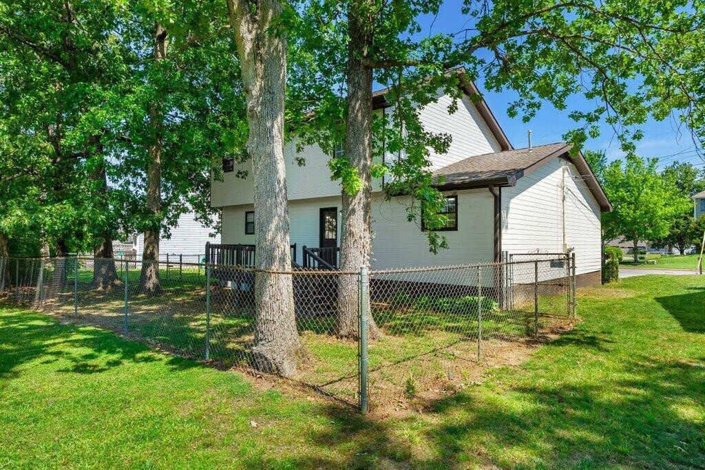 8708 Oak View Drive