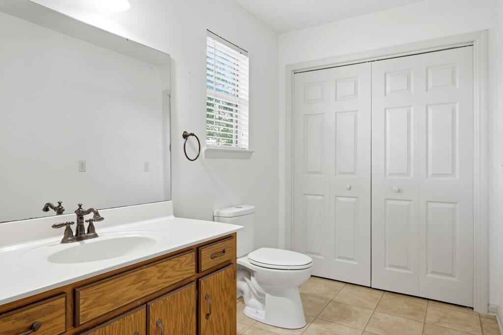 8708 Oak View Drive