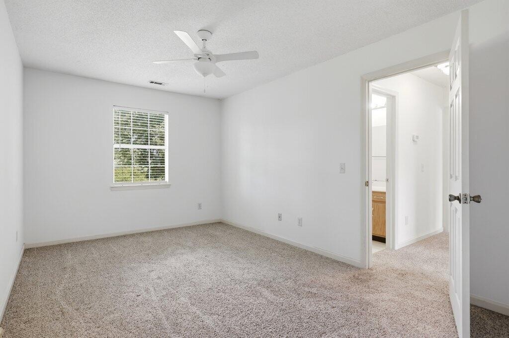 8708 Oak View Drive