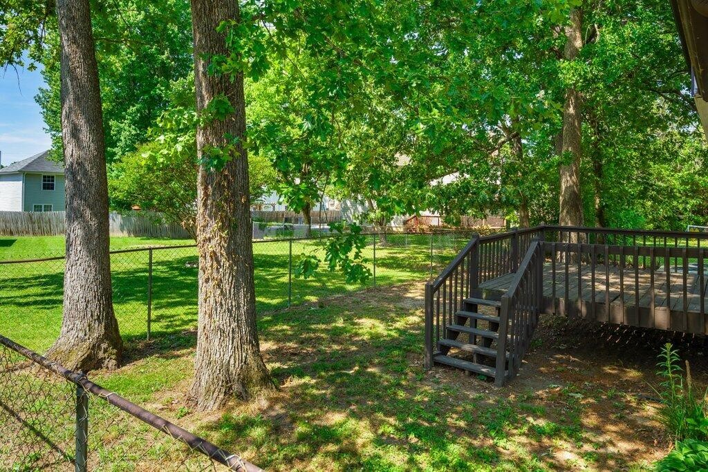 8708 Oak View Drive