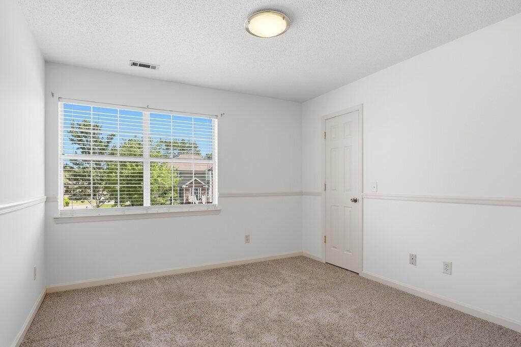 8708 Oak View Drive