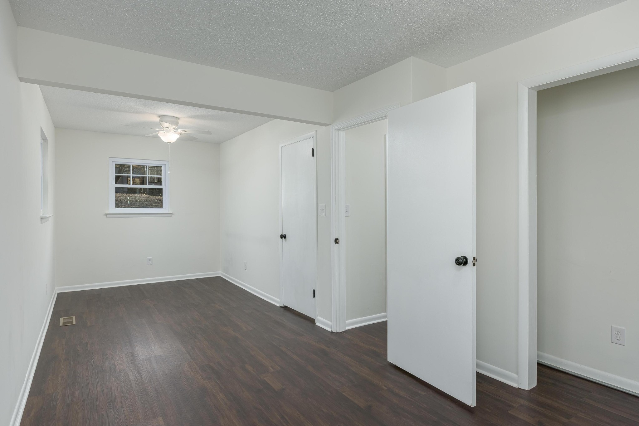 1313 W 46th Street