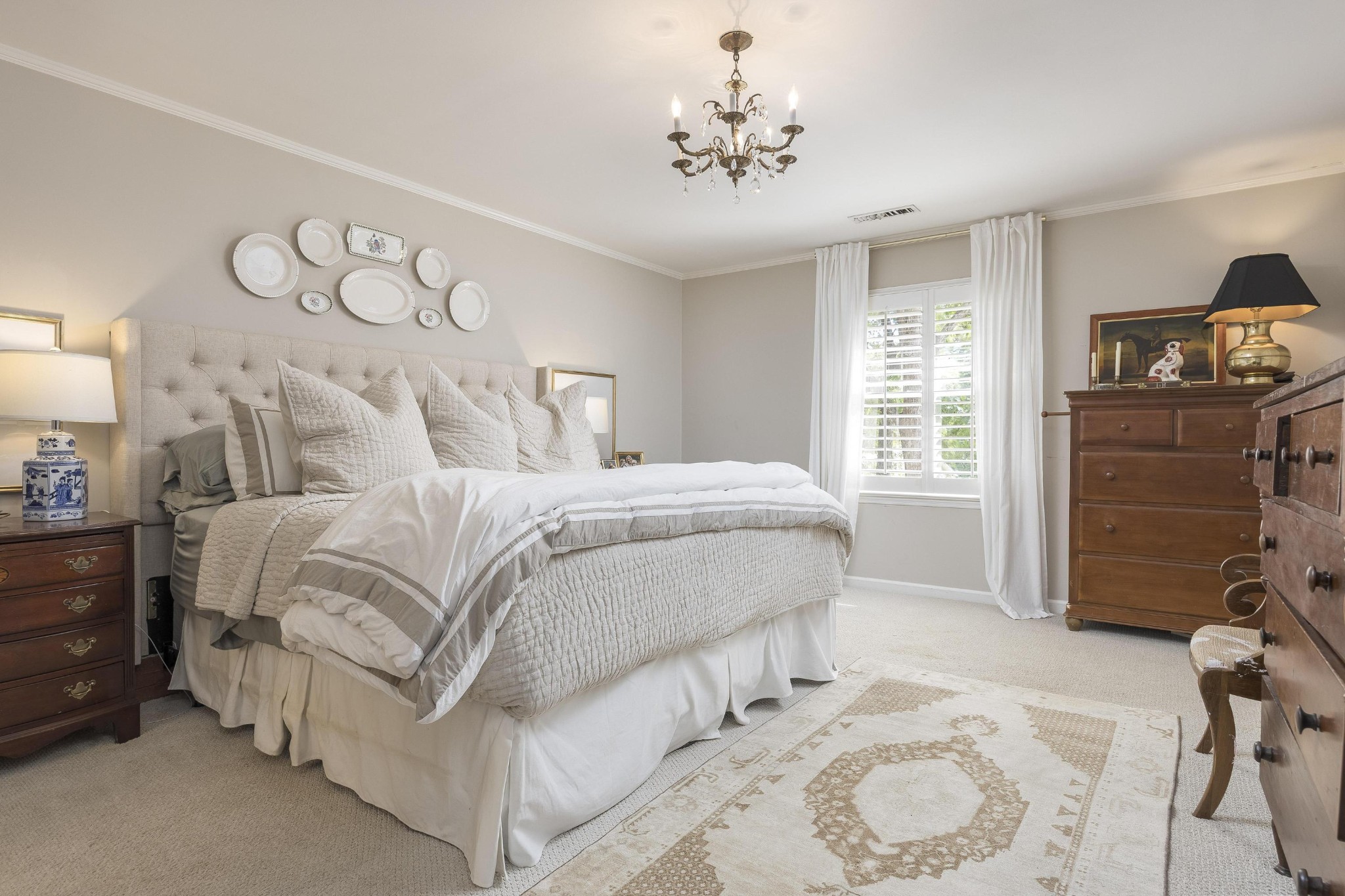 220 Blueberry Hill Road, NW