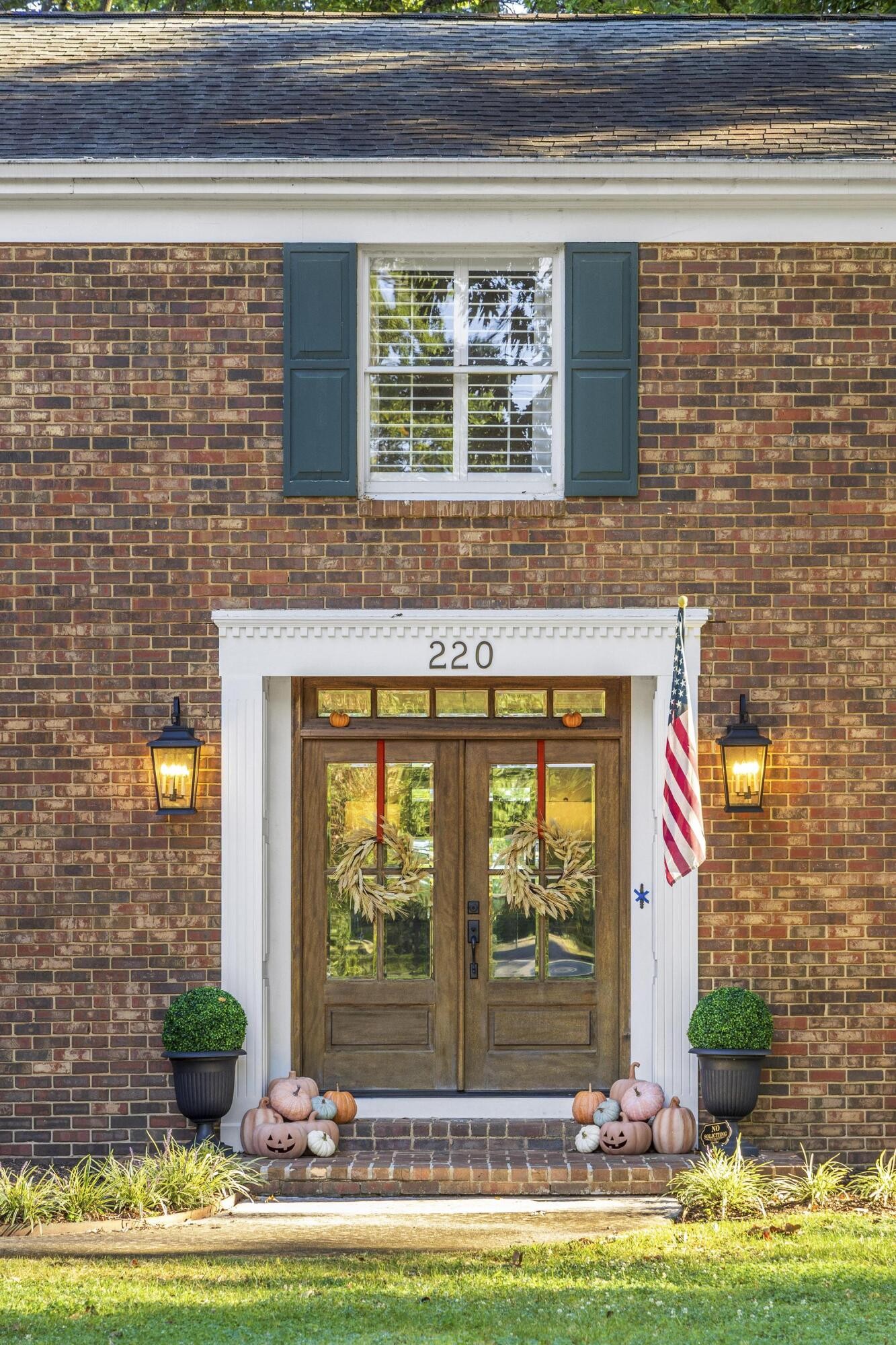 220 Blueberry Hill Road, NW