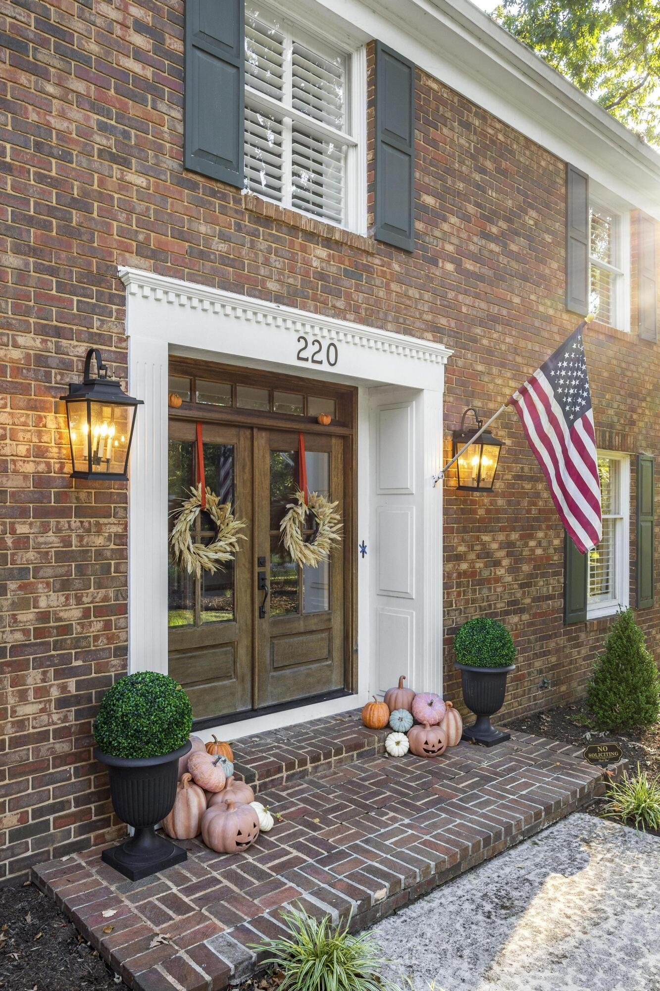 220 Blueberry Hill Road, NW