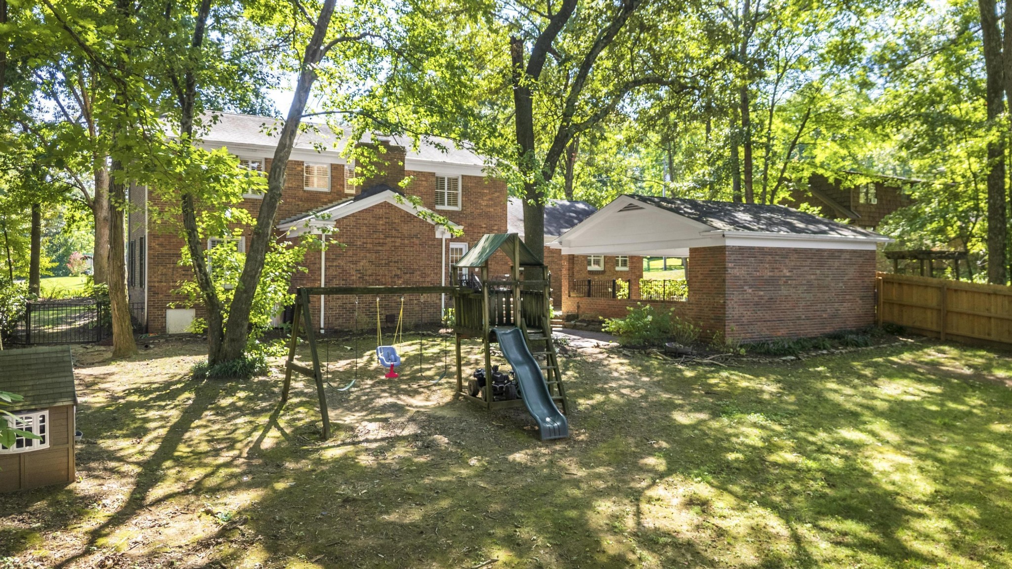 220 Blueberry Hill Road, NW