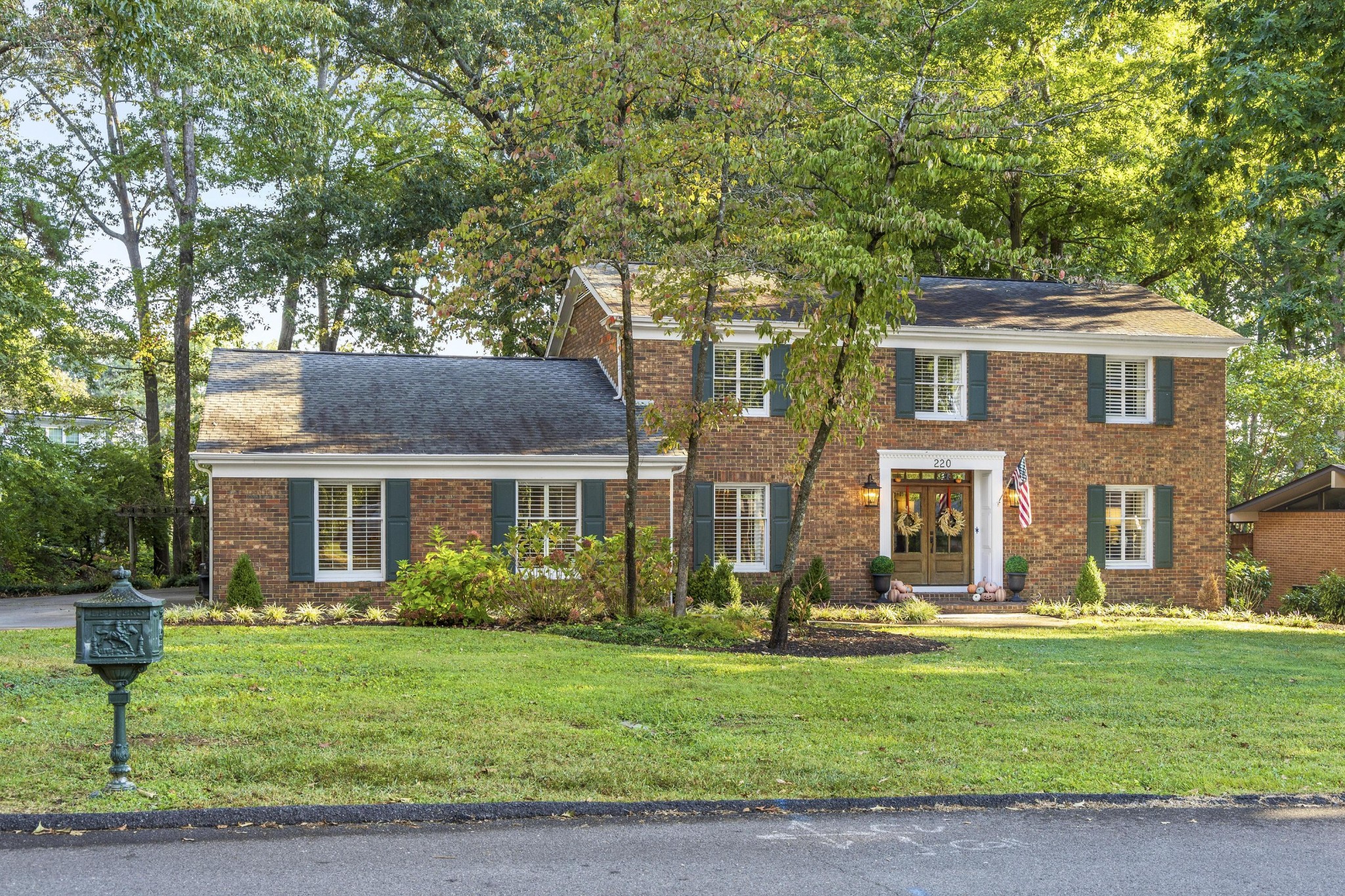 220 Blueberry Hill Road, NW