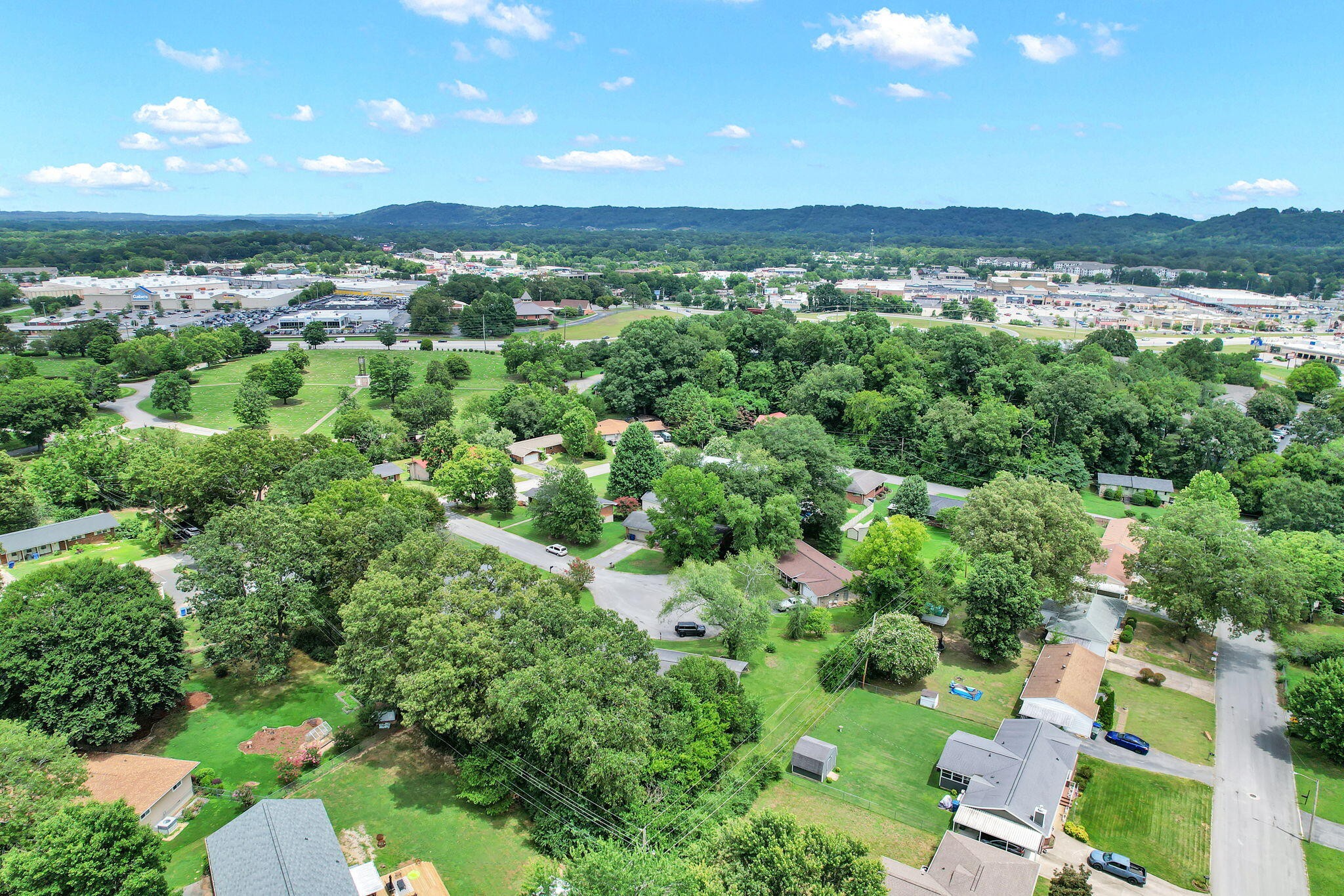 1412 Clearpoint Circle