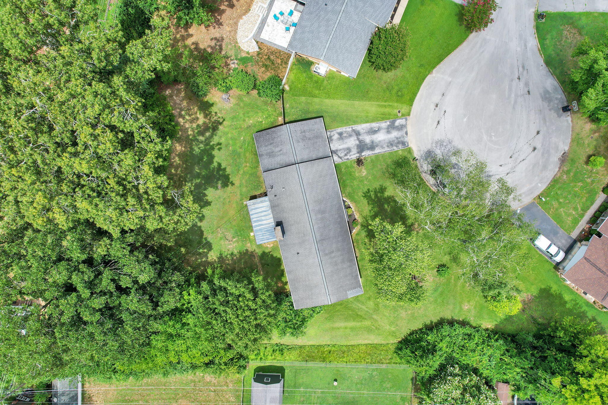 1412 Clearpoint Circle