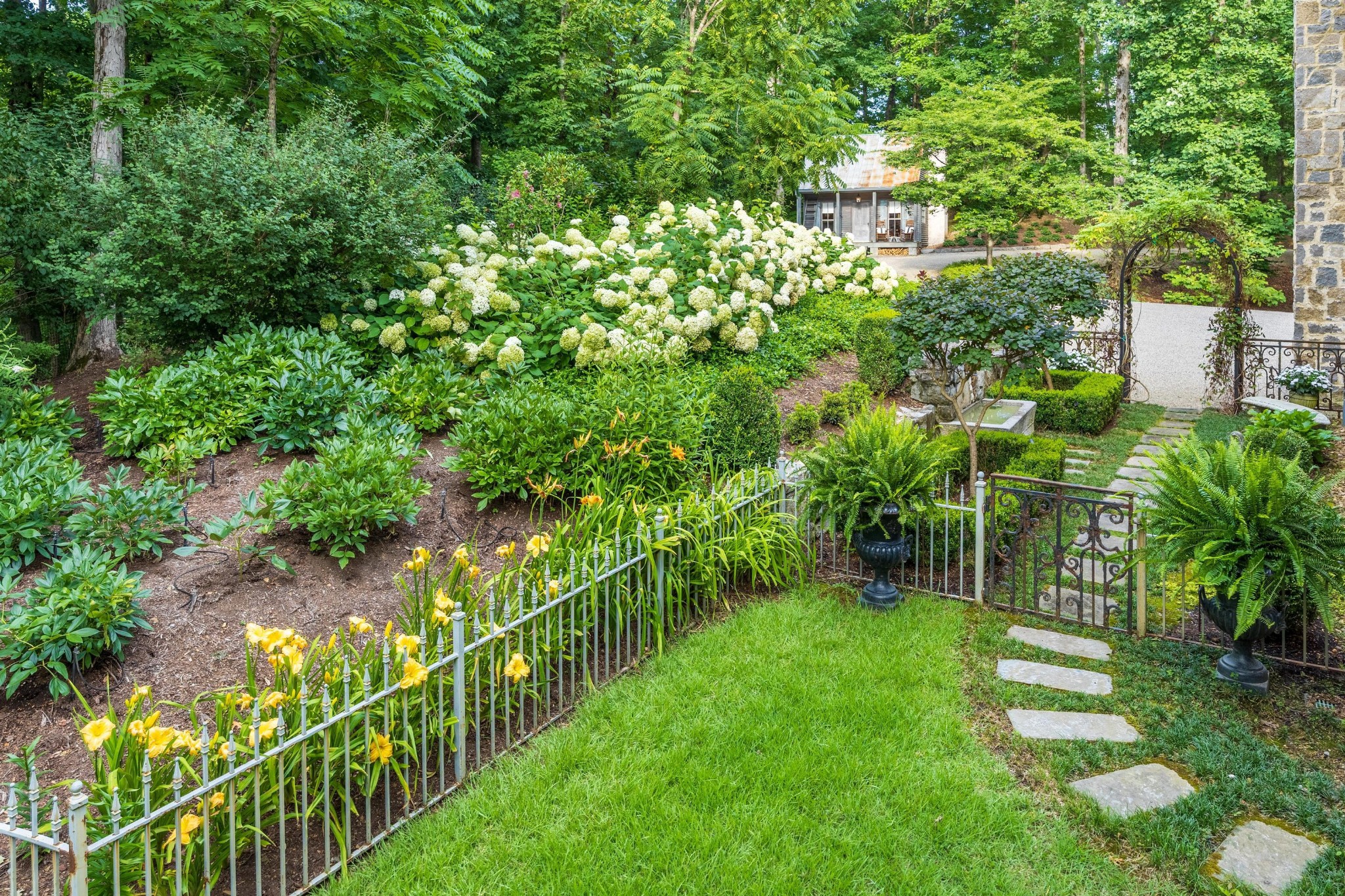 175 Litchfield Lane, NW