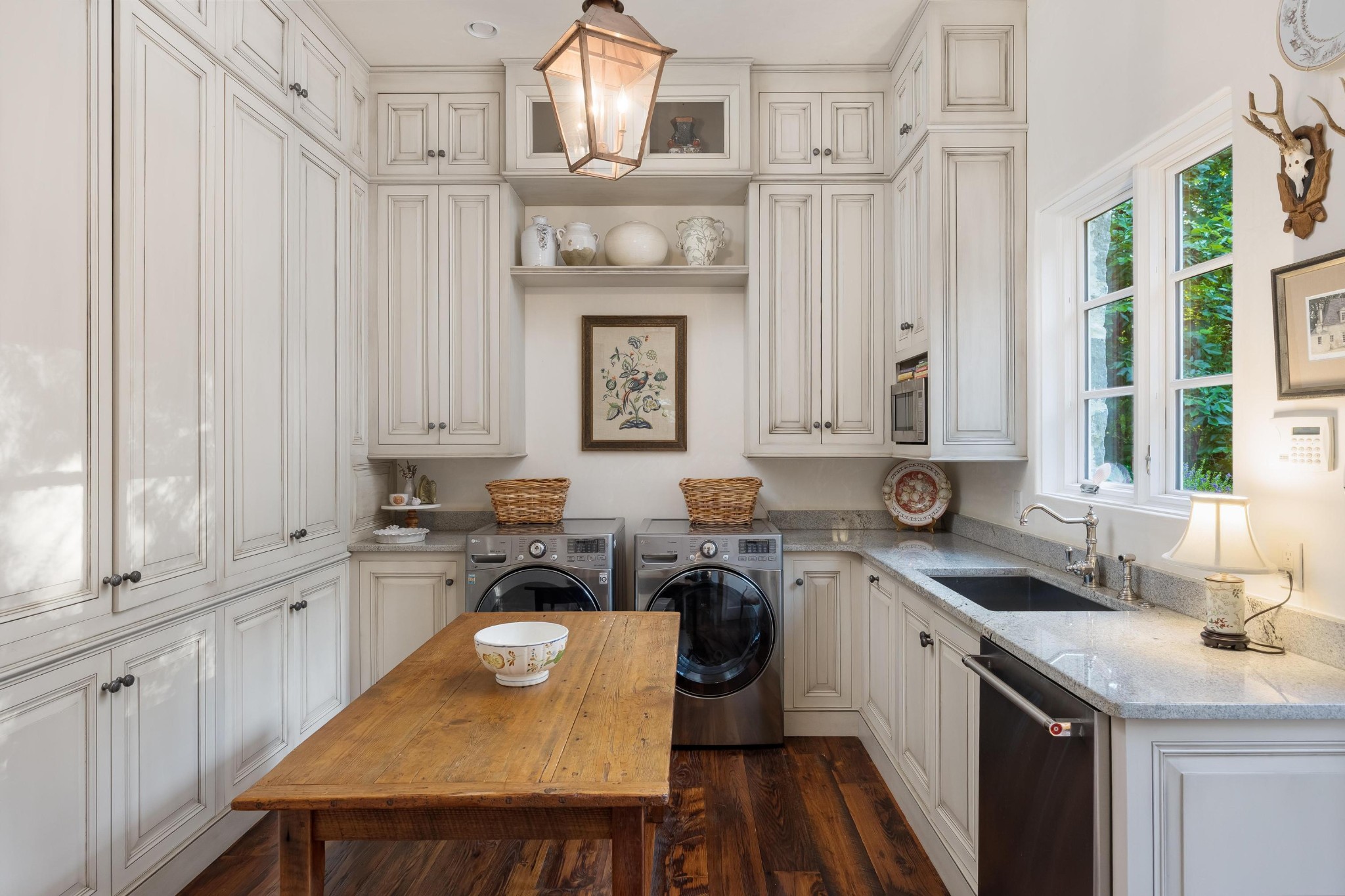 175 Litchfield Lane, NW