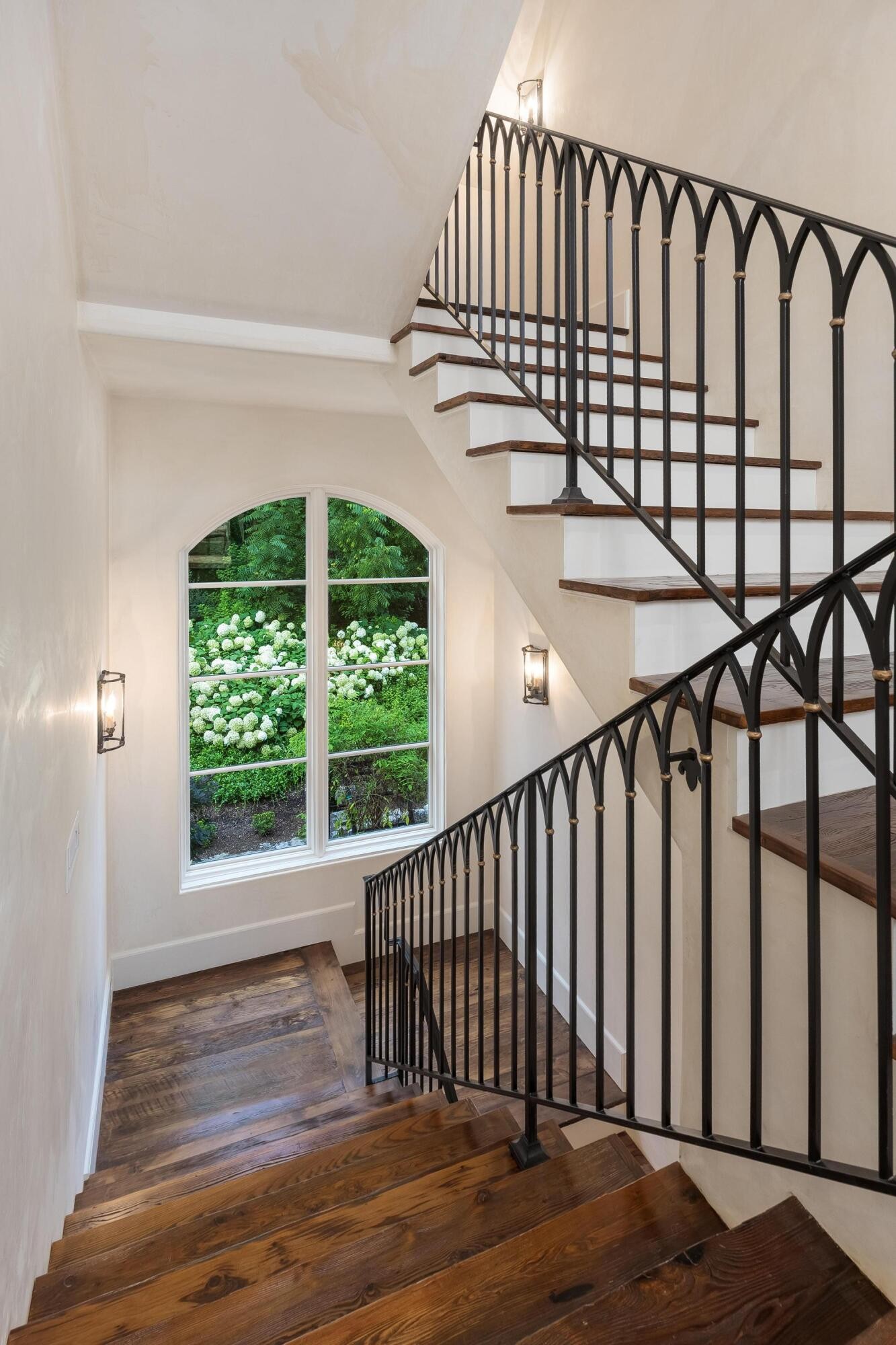 175 Litchfield Lane, NW