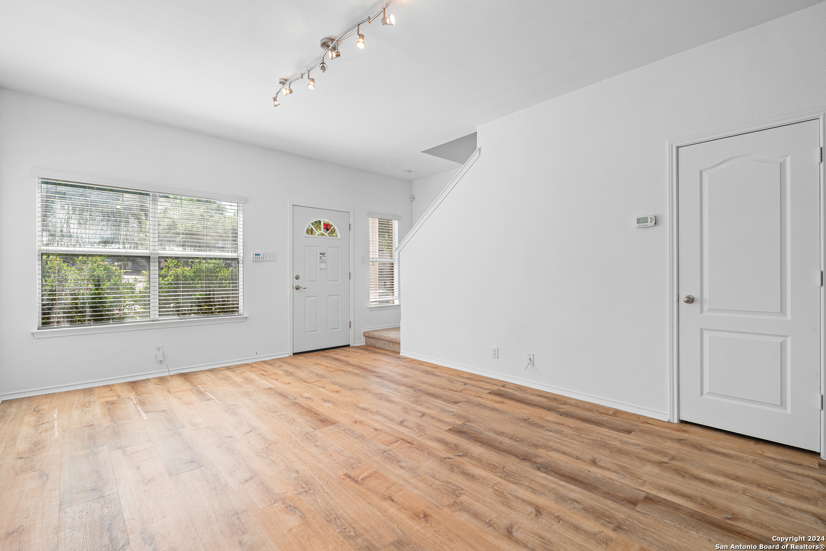 7238 PAINTER WAY