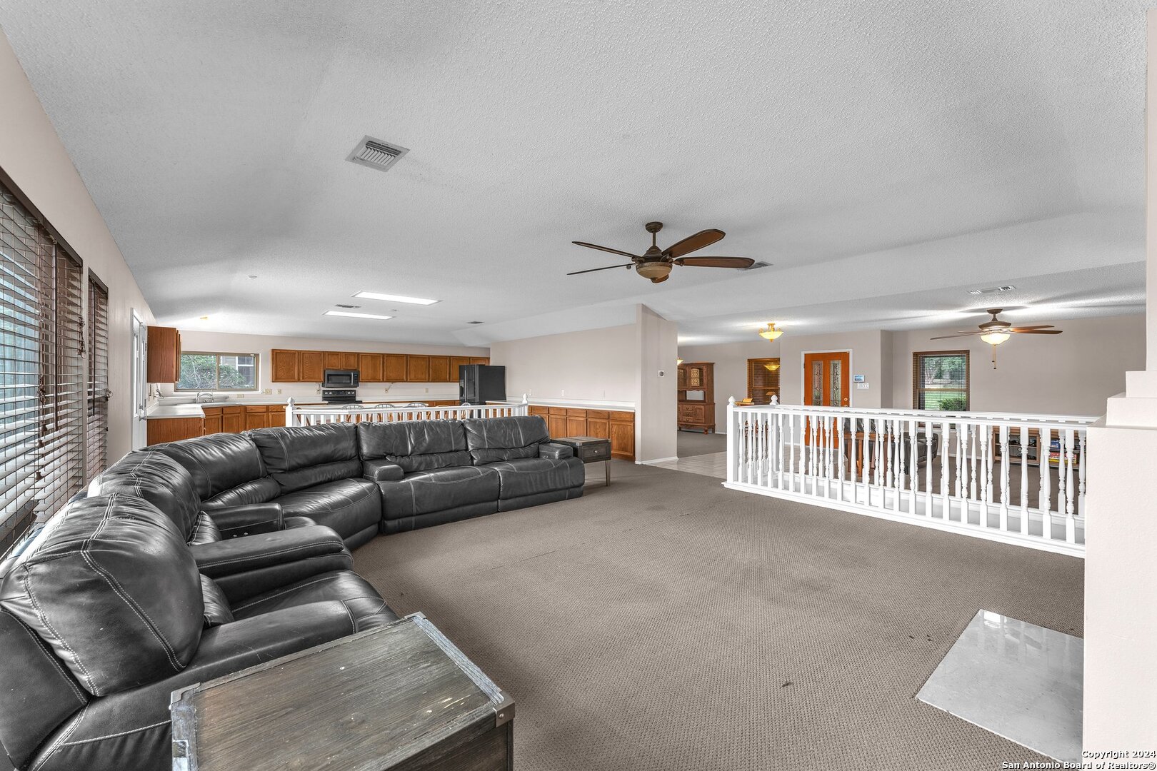 7742 OAKHILL PARK DR