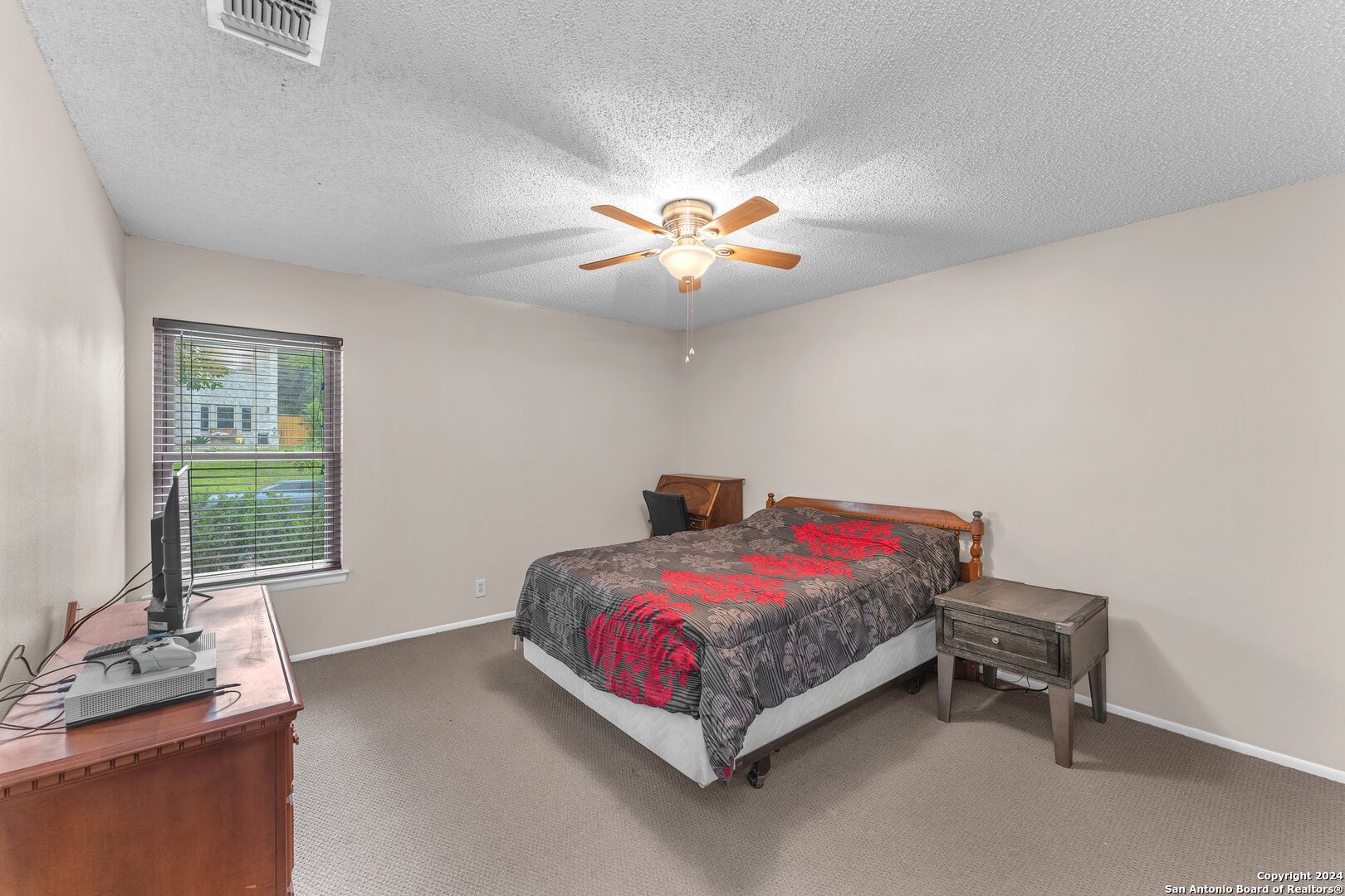 7742 OAKHILL PARK DR