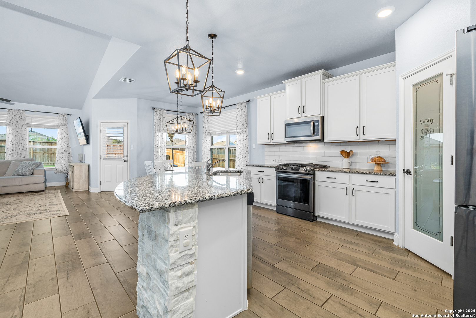 9554 BICKNELL SEDGE