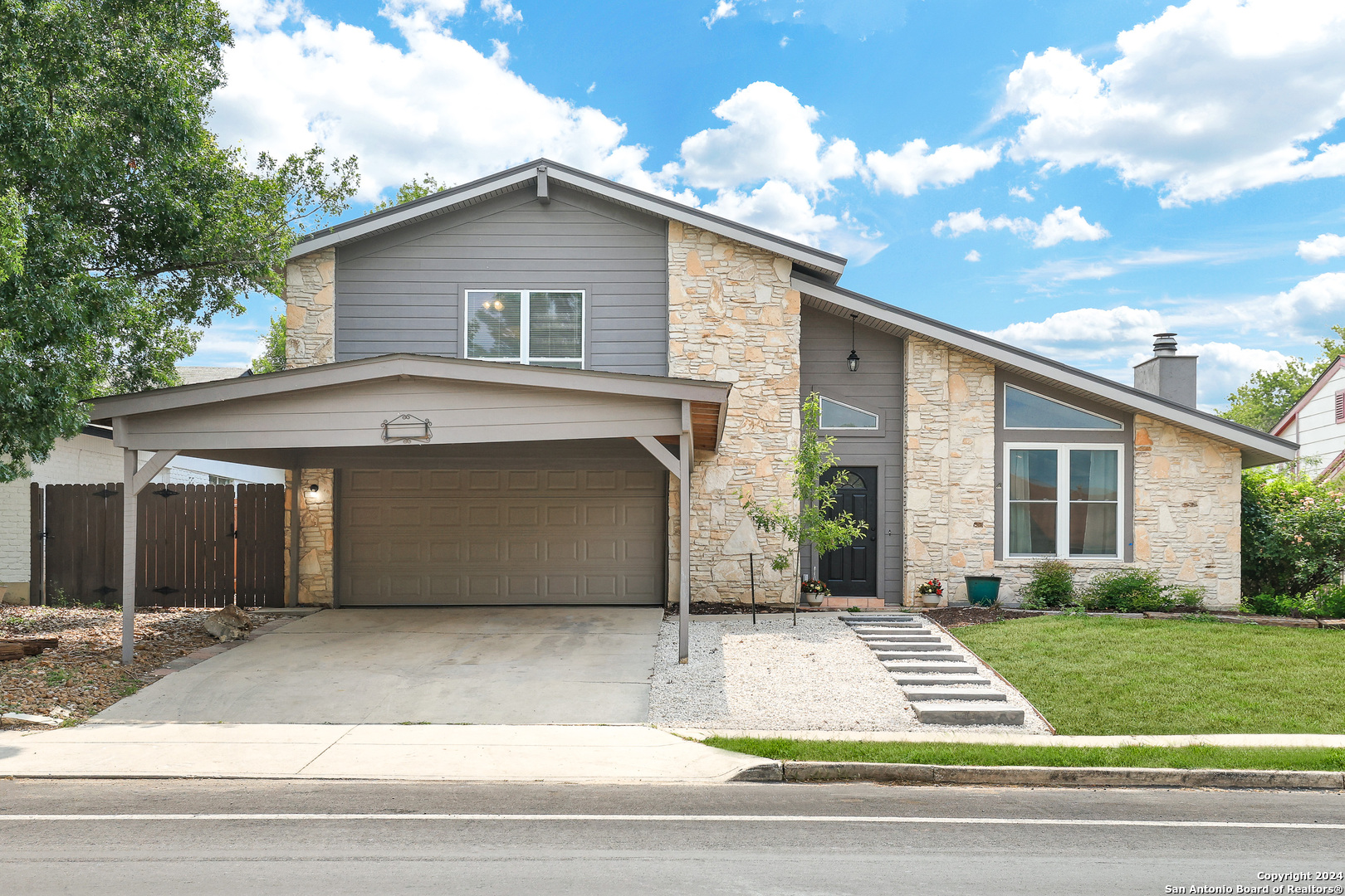 1310 S ELLISON DR