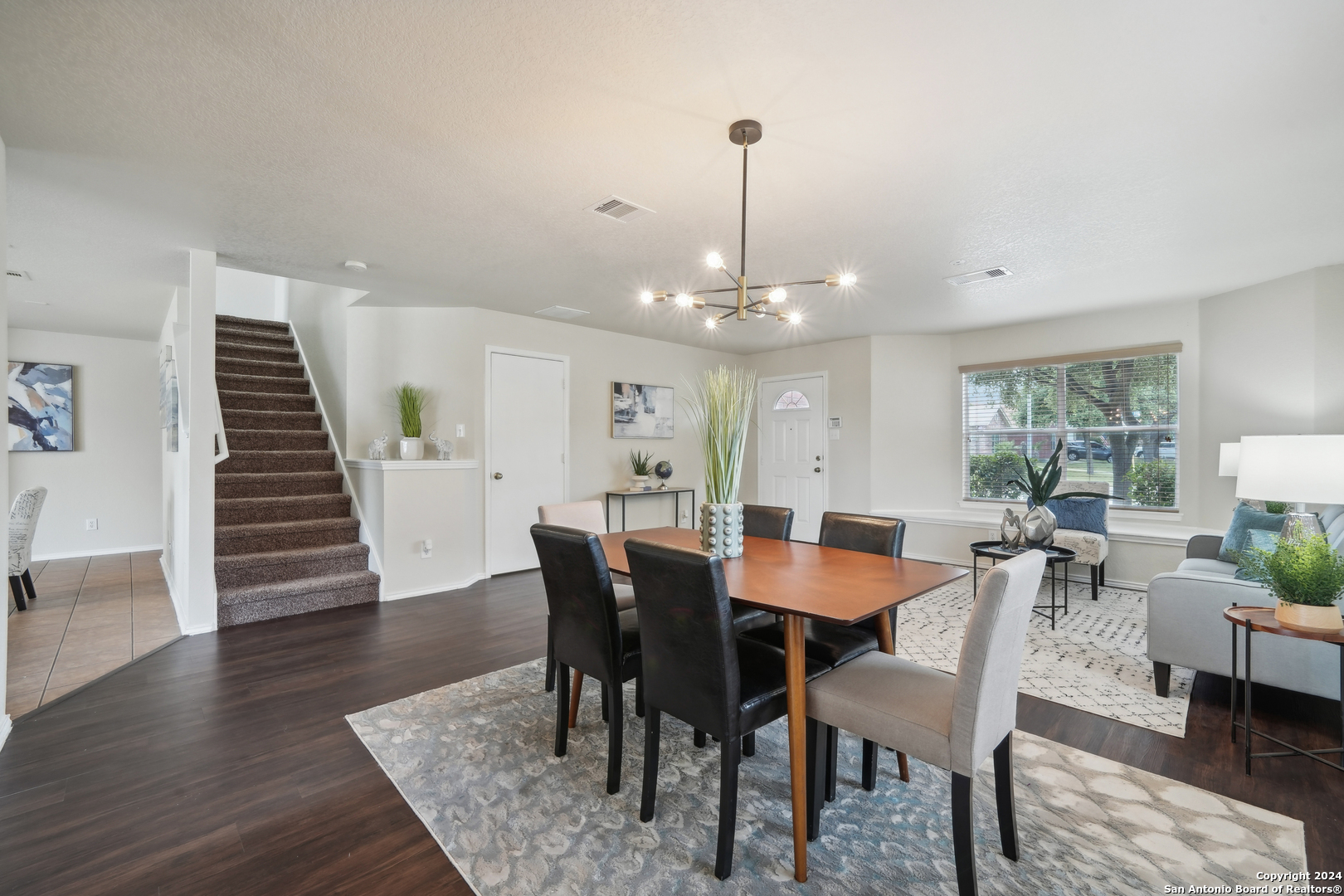 7426 CORTLAND OAK