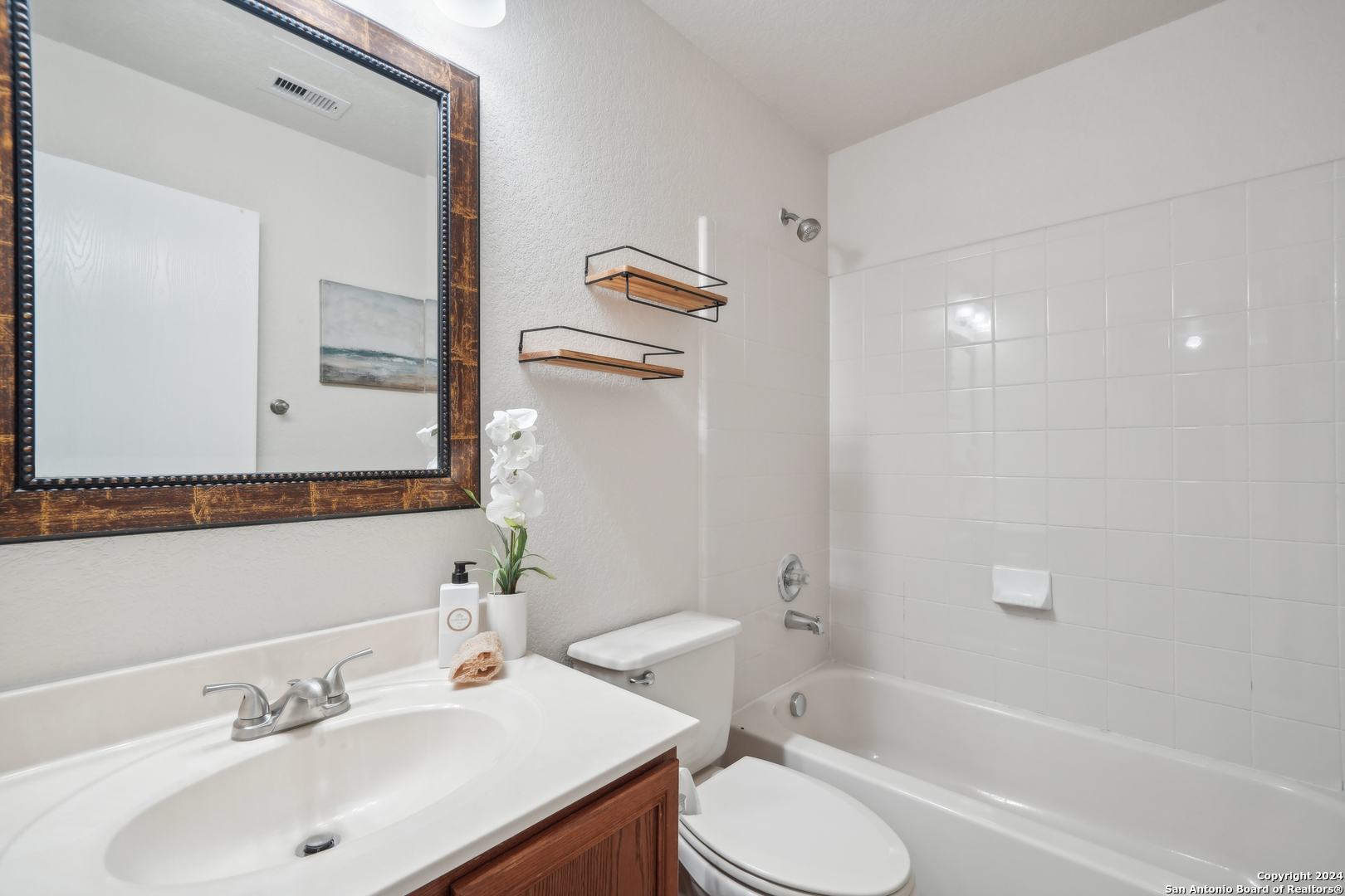 7426 CORTLAND OAK
