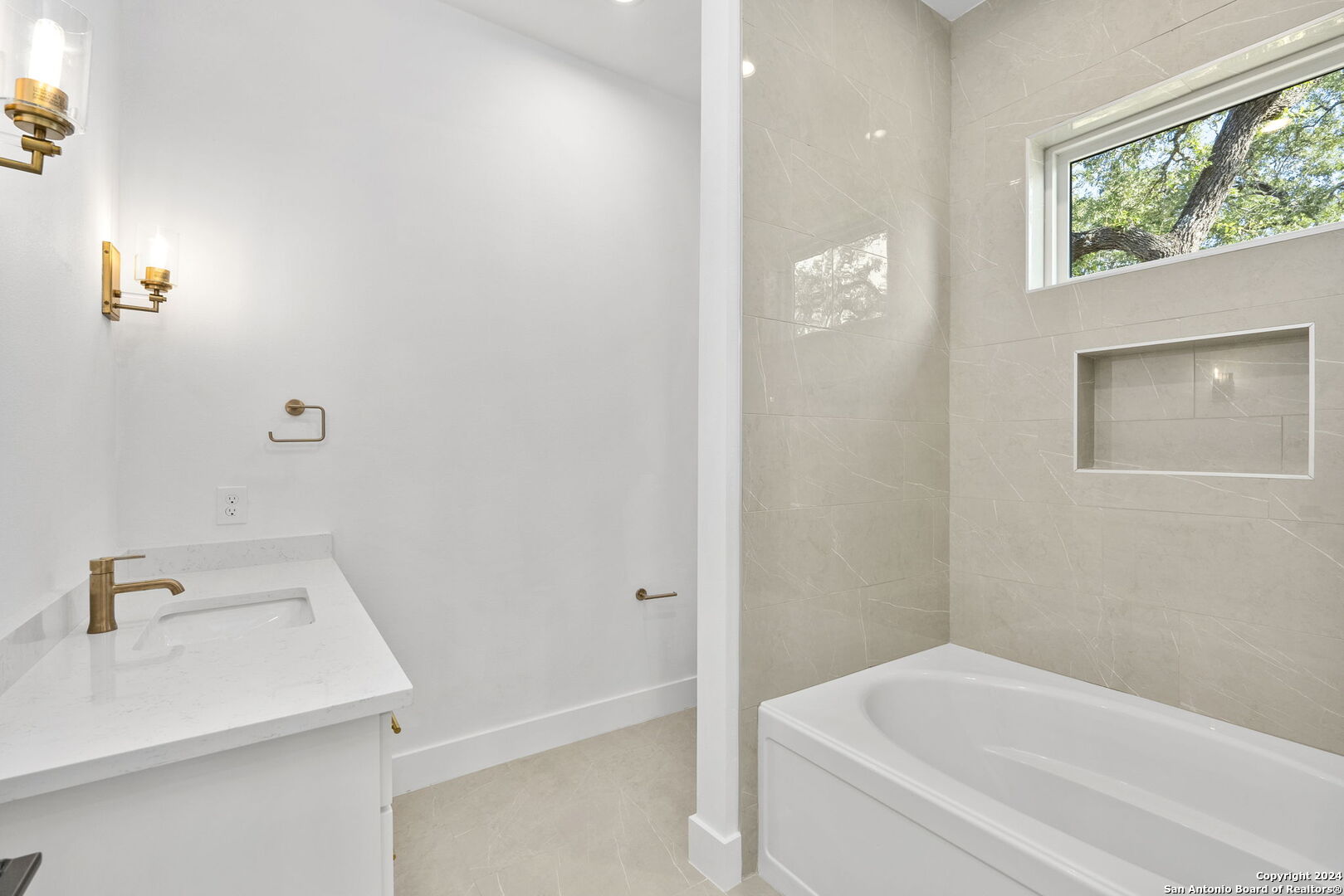34727 SHELLY BRIDGE PT