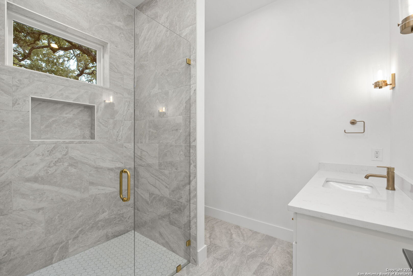 34727 SHELLY BRIDGE PT