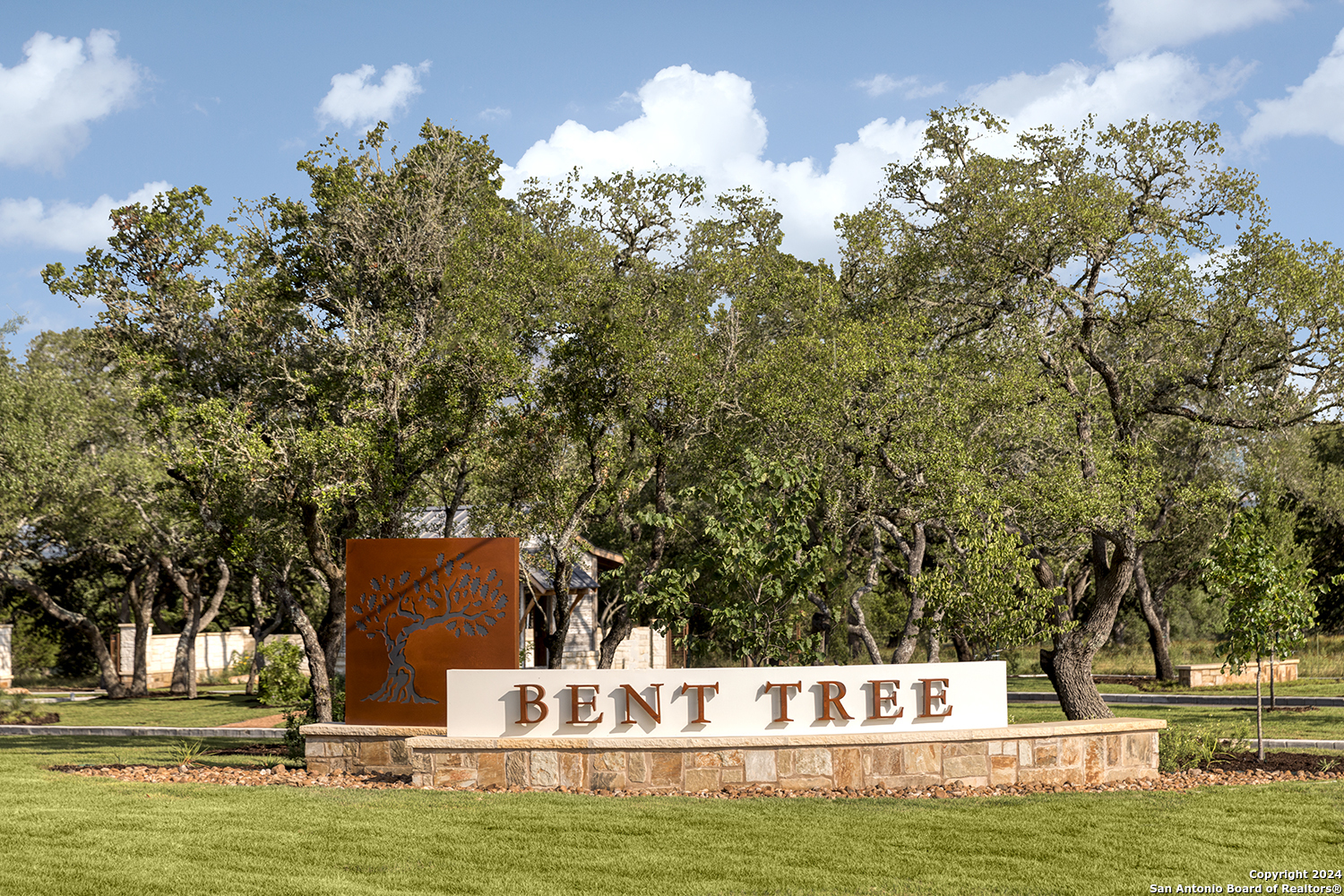 103 bent tree