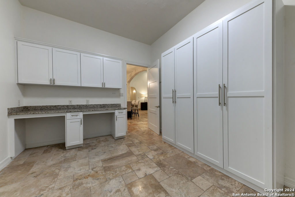 11 NAPLES CT