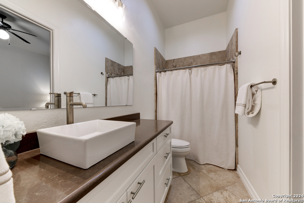 11 NAPLES CT