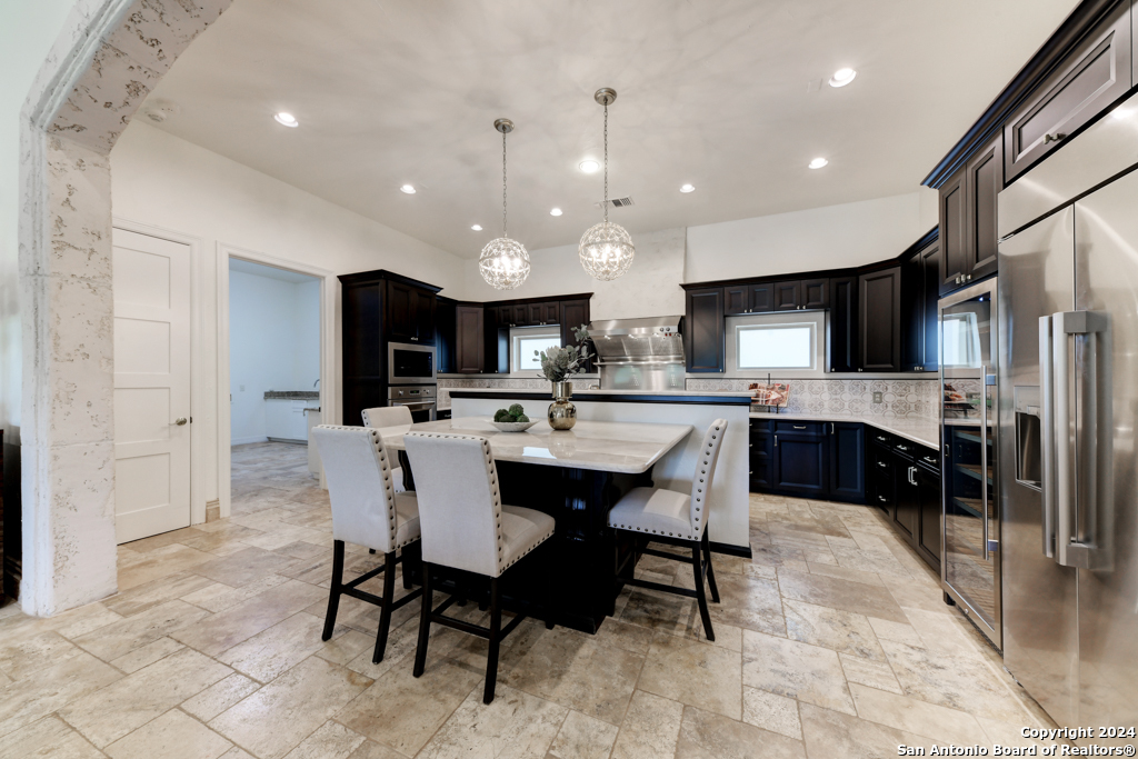 11 NAPLES CT