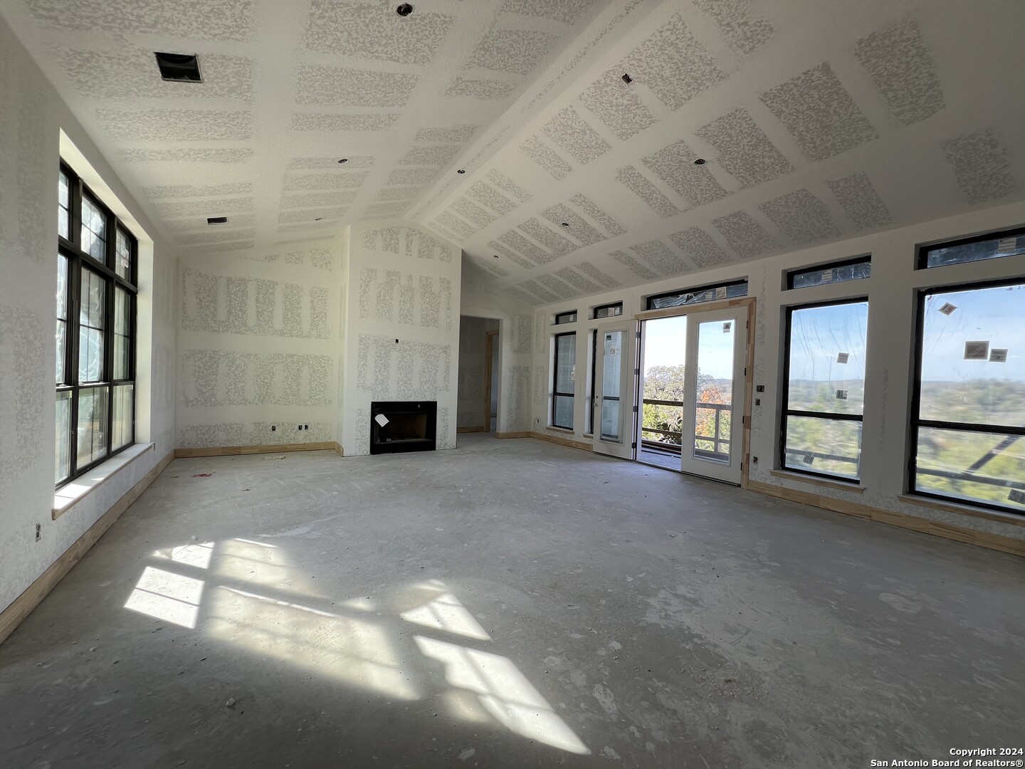 208 Madrone